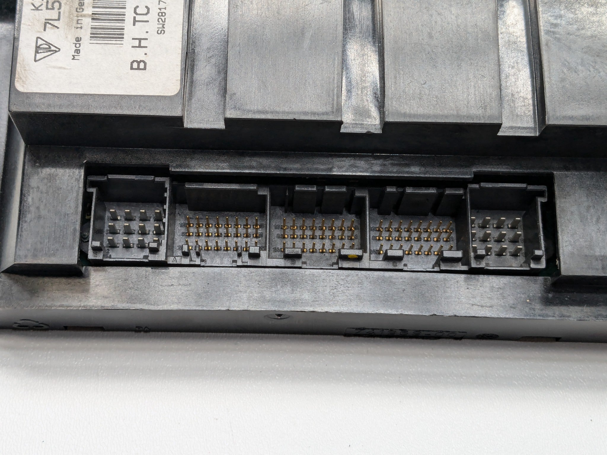 04 - 06 OEM PORSCHE CAYENNE V6 FRONT AC HEATER TEMPERATURE CLIMATE CONTROL UNIT