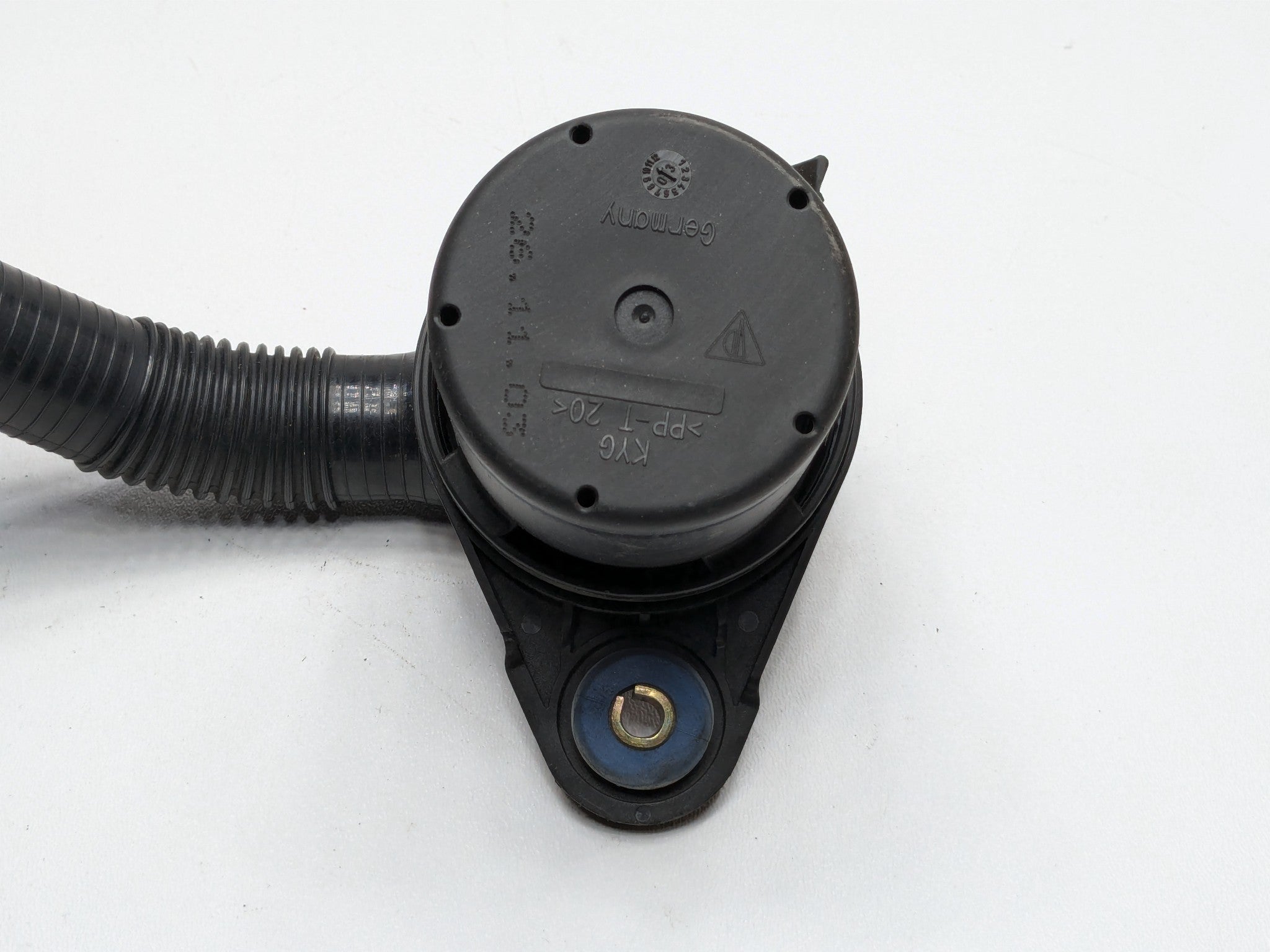 2004 - 2006 OEM PORSCHE CAYENNE V6 PETROL VENTILATION BREATHER HOSE PIPE