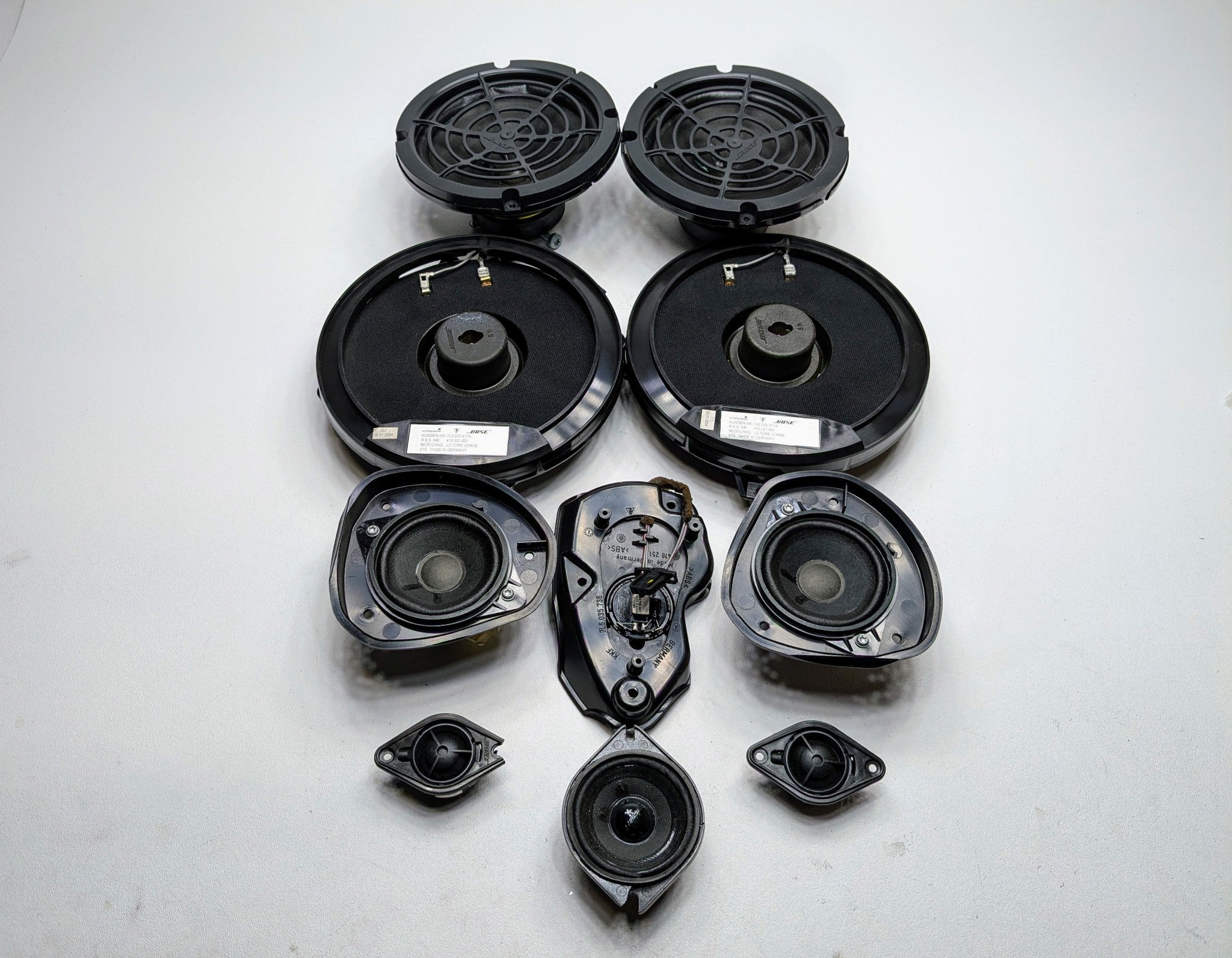 2004 - 2006 OEM PORSCHE CAYENNE V6 FRONT AND REAR AUDIO SOUND SYSTEM SPEAKER SET