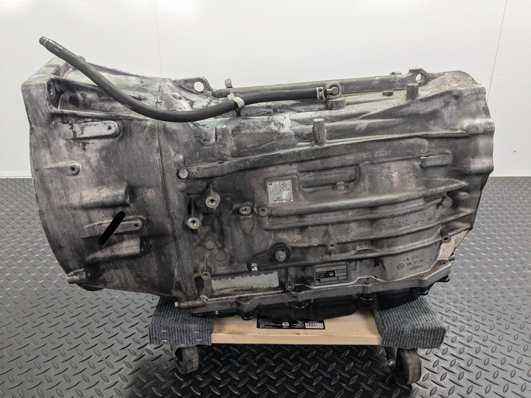 2004 - 2006 OEM PORSCHE CAYENNE V6 3.2L AUTOMATIC TRANSMISSION ASSEMBLY