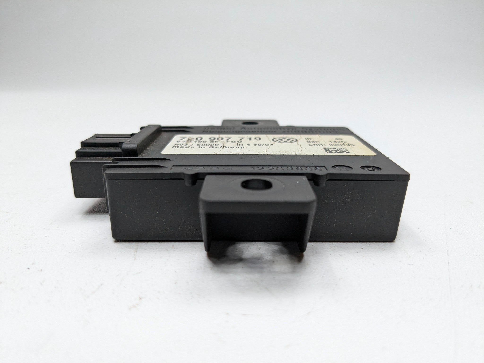2004 - 2006 OEM PORSCHE CAYENNE V6 THEFT LOCKING IMMOBILIZER CONTROL MODULE UNIT
