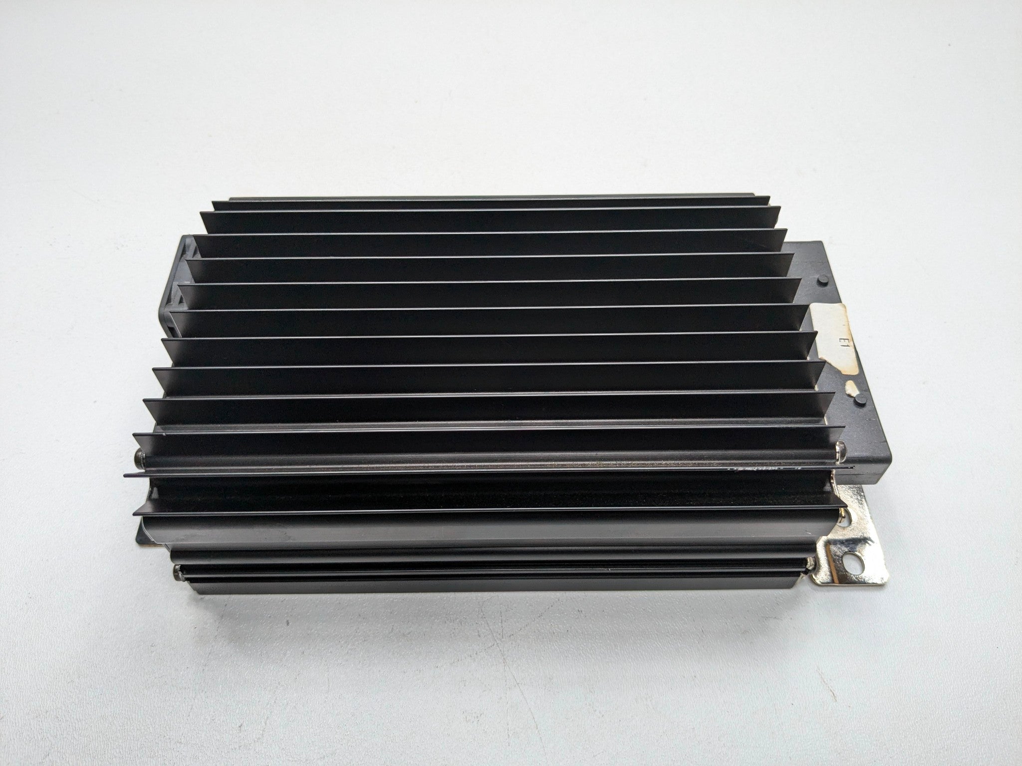 2004 - 2006 OEM PORSCHE CAYENNE V6 BOSE AUDIO RADIO STEREO AMP SYSTEM AMPLIFIER