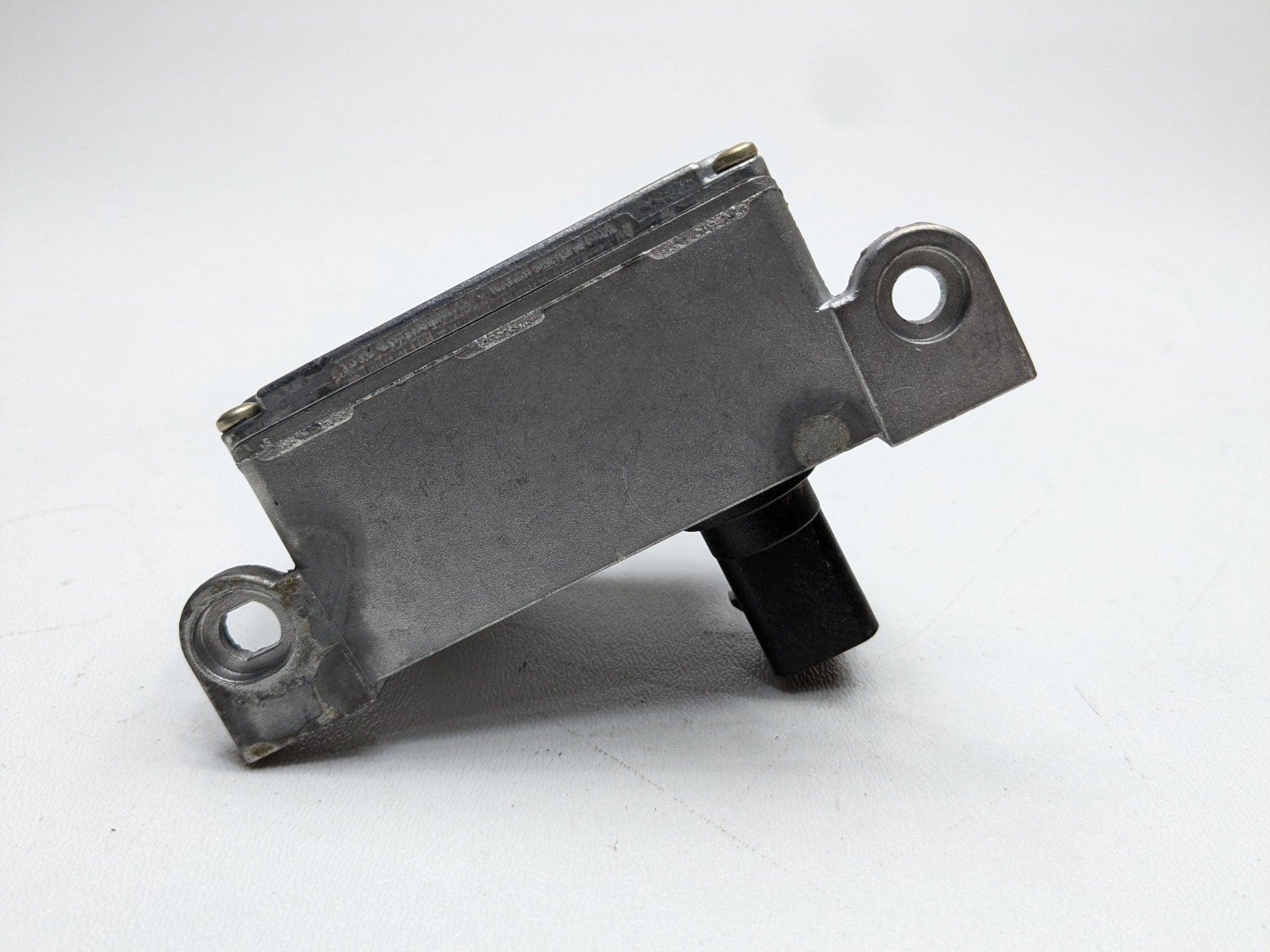 2004 - 2006 OEM PORSCHE CAYENNE V6 YAW RATE SENSOR CONTROL MODULE UNIT