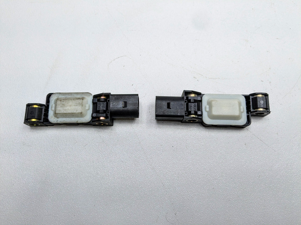 2004 - 2006 OEM PORSCHE CAYENNE V6 REAR LEFT AND RIGHT SIDE CRASH IMPACT SENSOR