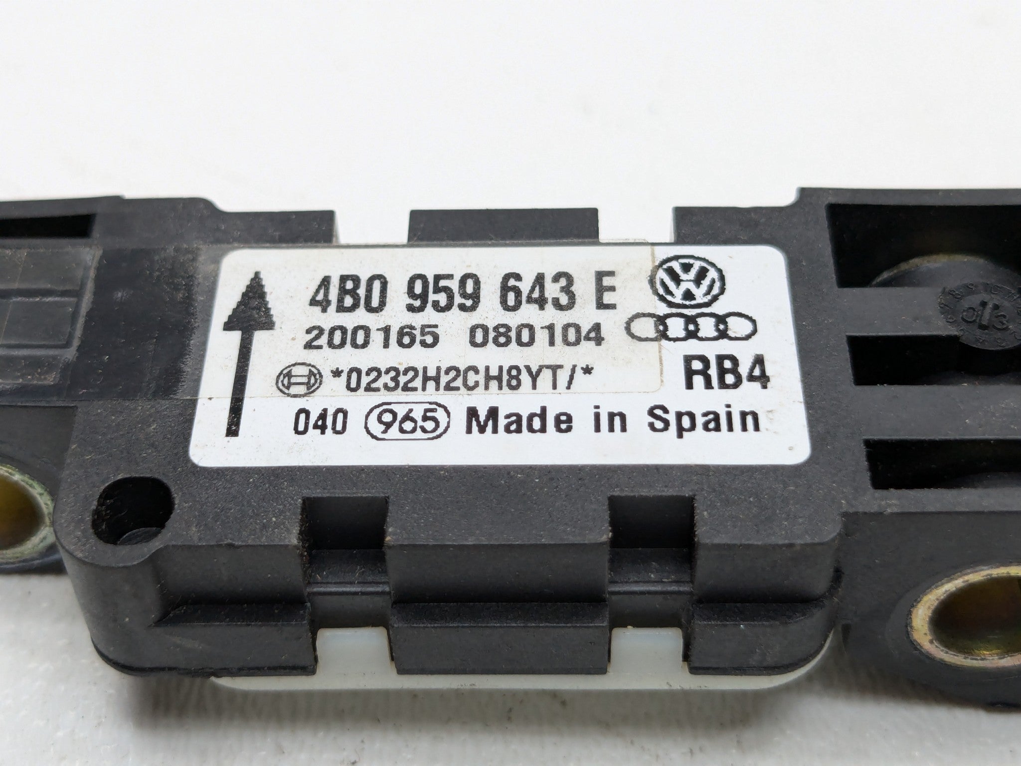2004 - 2006 OEM PORSCHE CAYENNE V6 REAR LEFT AND RIGHT SIDE CRASH IMPACT SENSOR