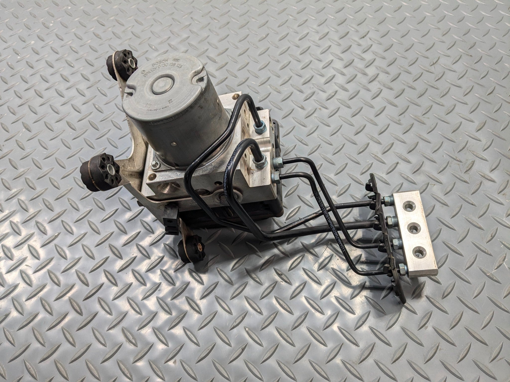 10 - 11 OEM BMW 535I GT ABS ANTI LOCK BRAKE PUMP MODULE WITHOUT ADAPTIVE CRUISE