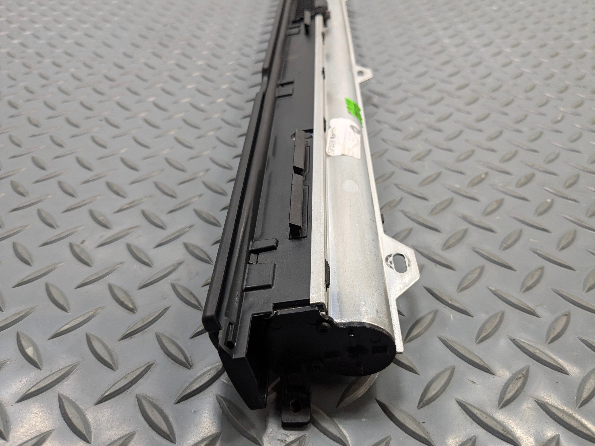 10 - 11 OEM BMW 535IGT REAR RIGHT PASSENGER SIDE DOOR WINDOW SHADE BLIND ROLL