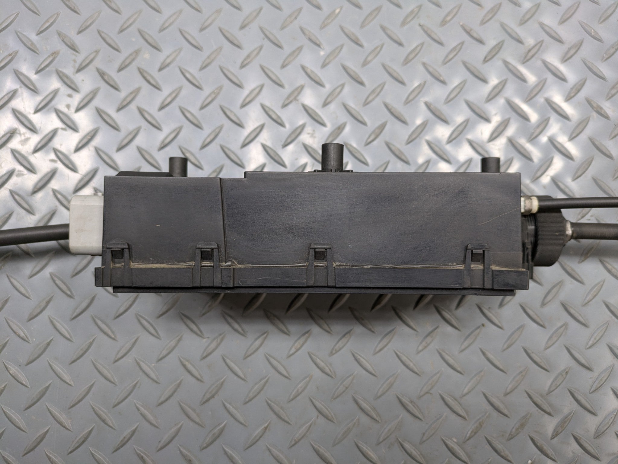 10 - 11 OEM BMW 535I GT REAR EMERGENCY PARKING BRAKE ACTUATOR MOTOR WITH CABLE