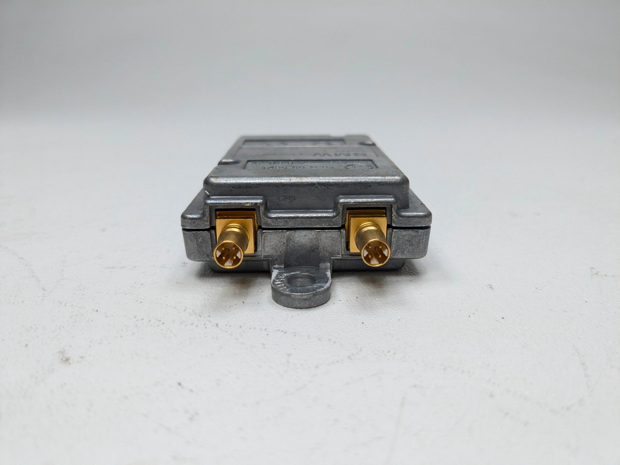 2010 - 2011 OEM BMW 535I GT USB HUB AUDIO INTERFACE ANTENNA CONTROL MODULE