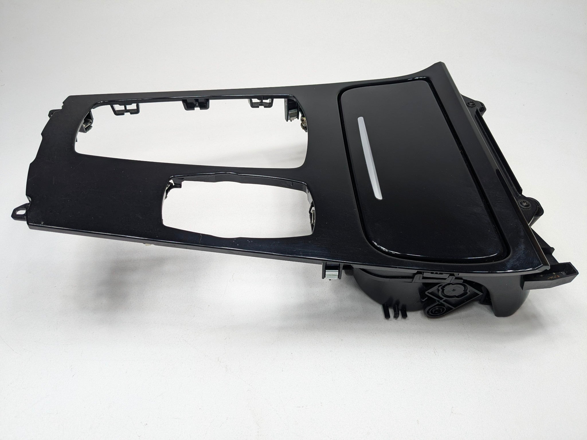 10 - 11 OEM BMW 535I GT FRONT CENTER CONSOLE CUP HOLDER WITH GEAR SHIFTER TRIM