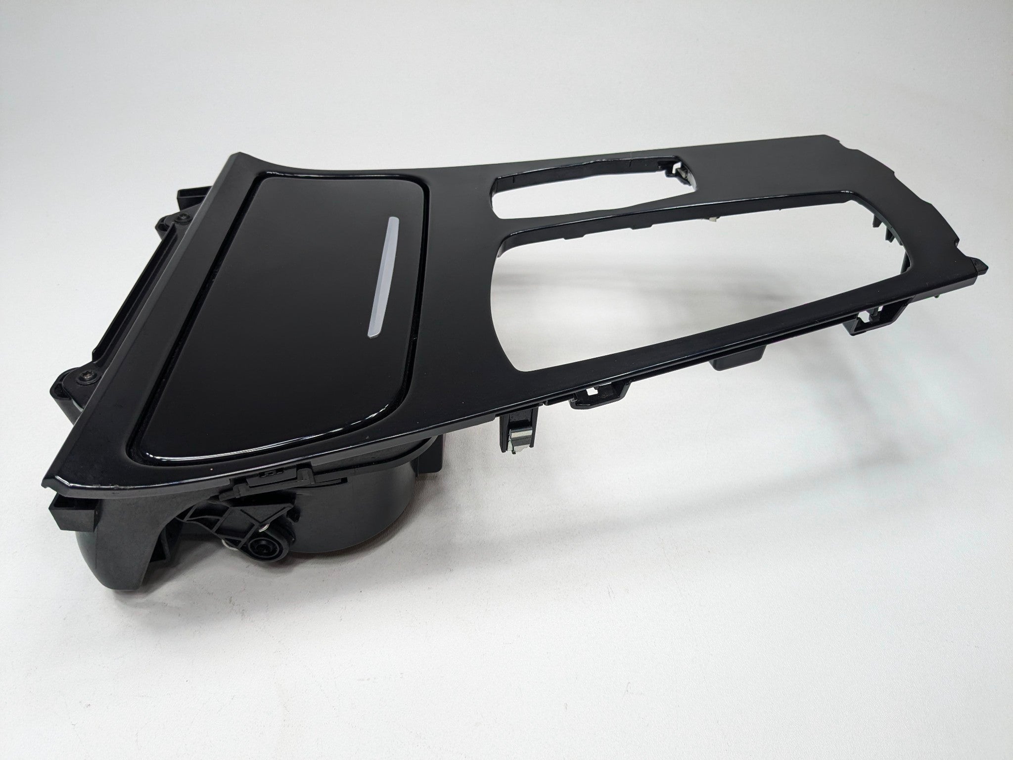 10 - 11 OEM BMW 535I GT FRONT CENTER CONSOLE CUP HOLDER WITH GEAR SHIFTER TRIM