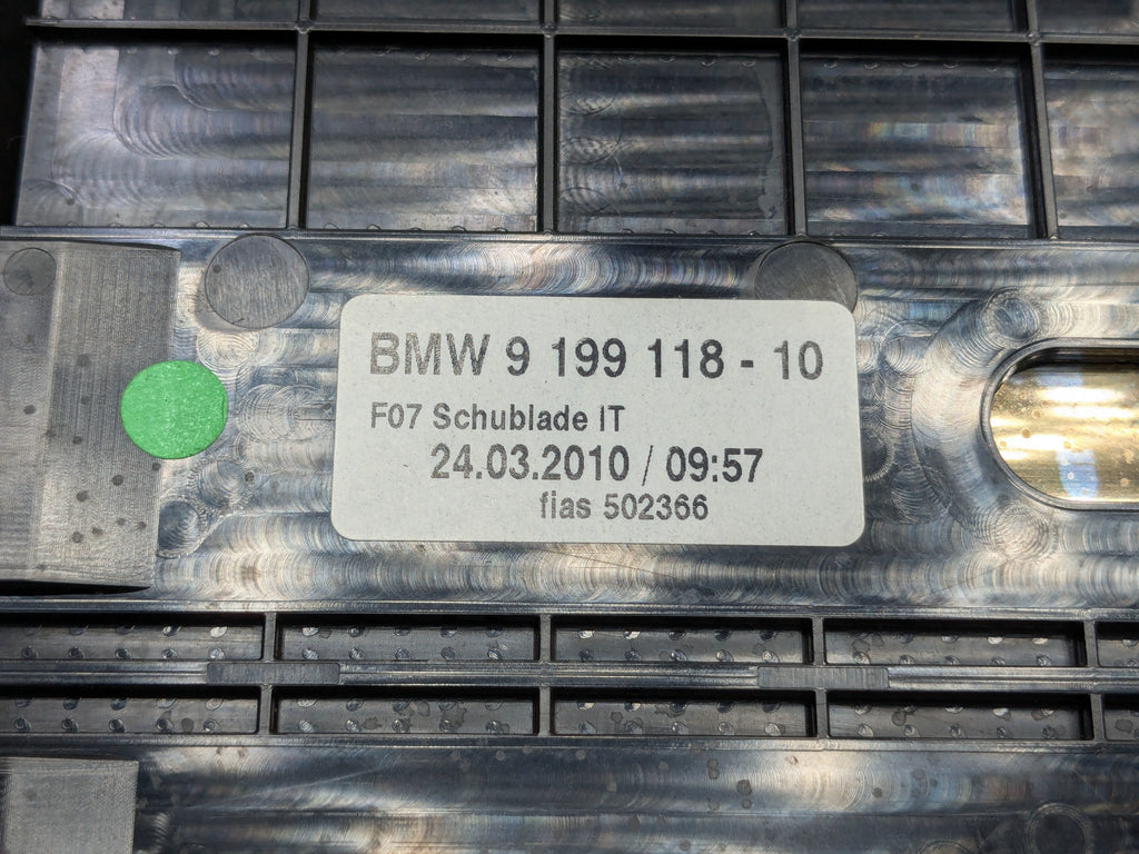 2010 - 2011 OEM BMW 535I GT DASH PANEL STORAGE MINI GLIDE GLOVEBOX BEIGE