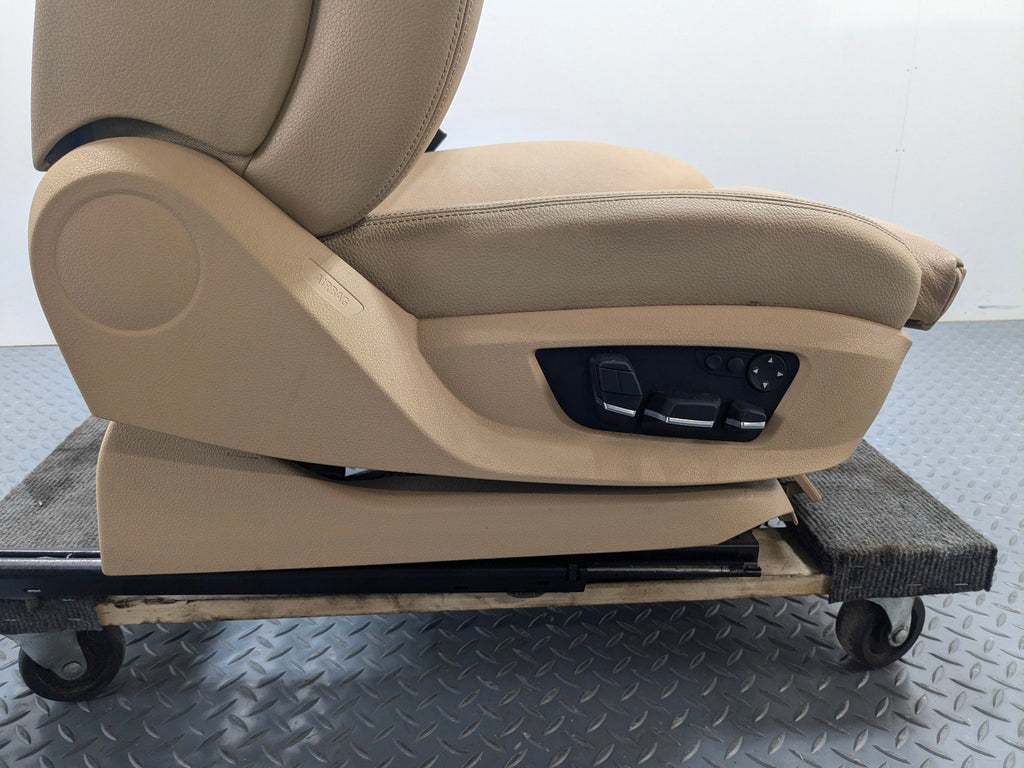 10 - 11 OEM BMW 535I GT FRONT RIGHT PASSENGER SIDE SEAT WITH HEADREST ASSEMBLY