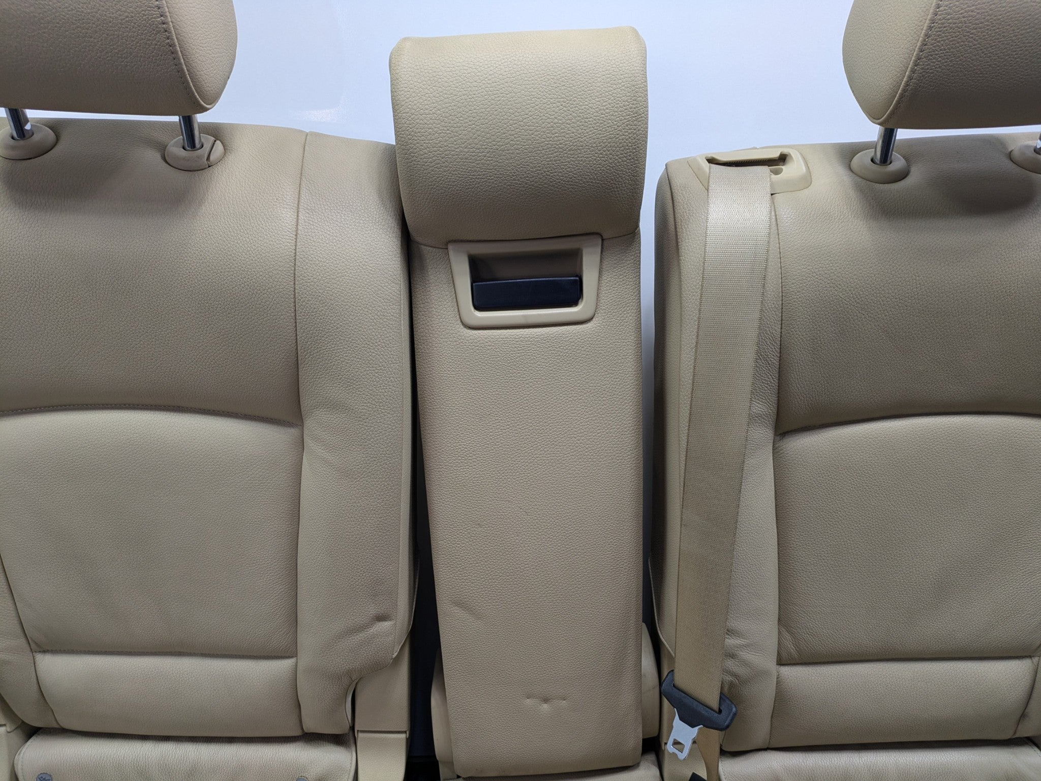 10 - 11 OEM BMW 535I GT REAR LEFT RIGHT AND CENTER SEAT WITH HEADREST ASSEMBLY