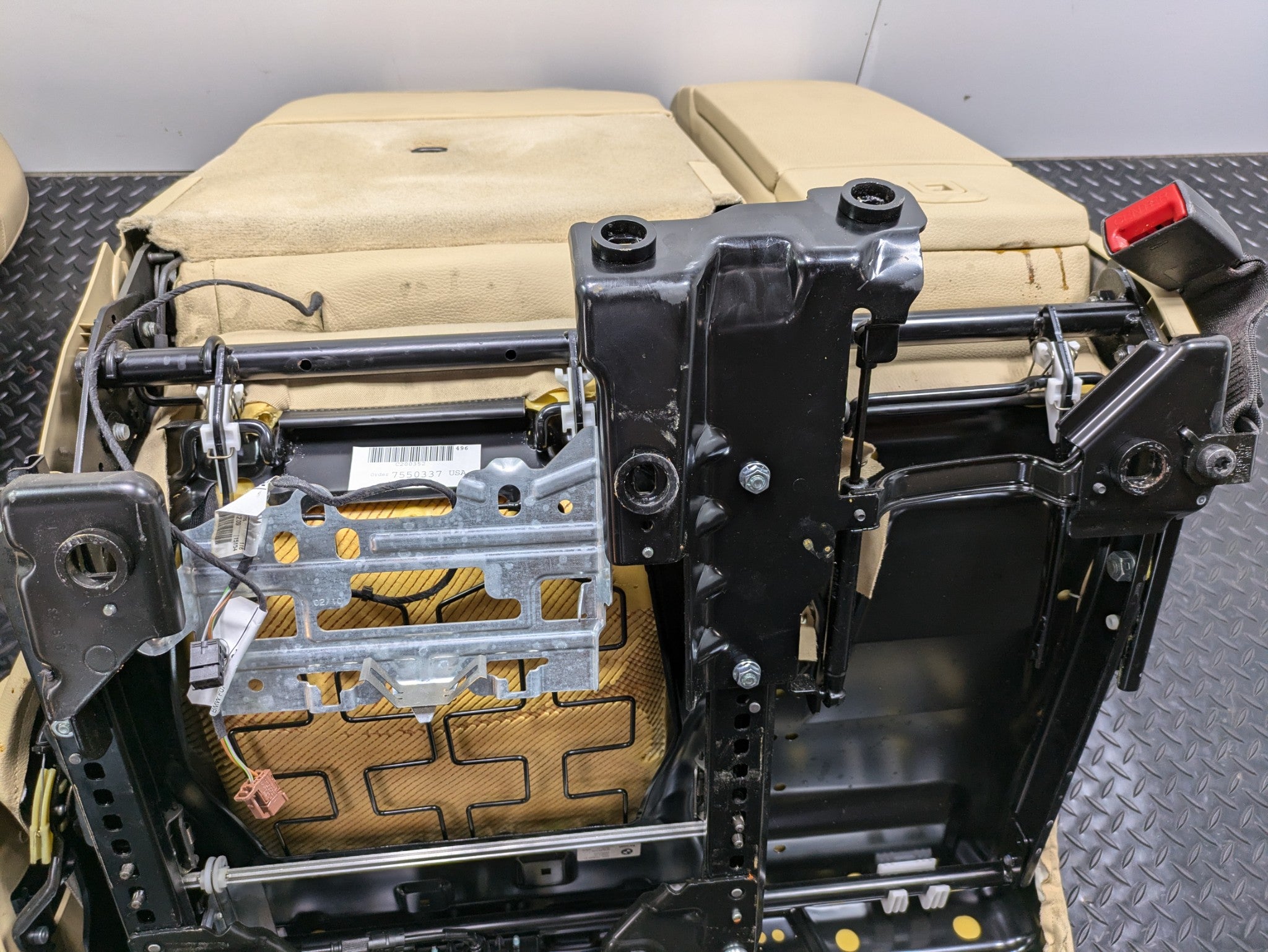 10 - 11 OEM BMW 535I GT REAR LEFT RIGHT AND CENTER SEAT WITH HEADREST ASSEMBLY