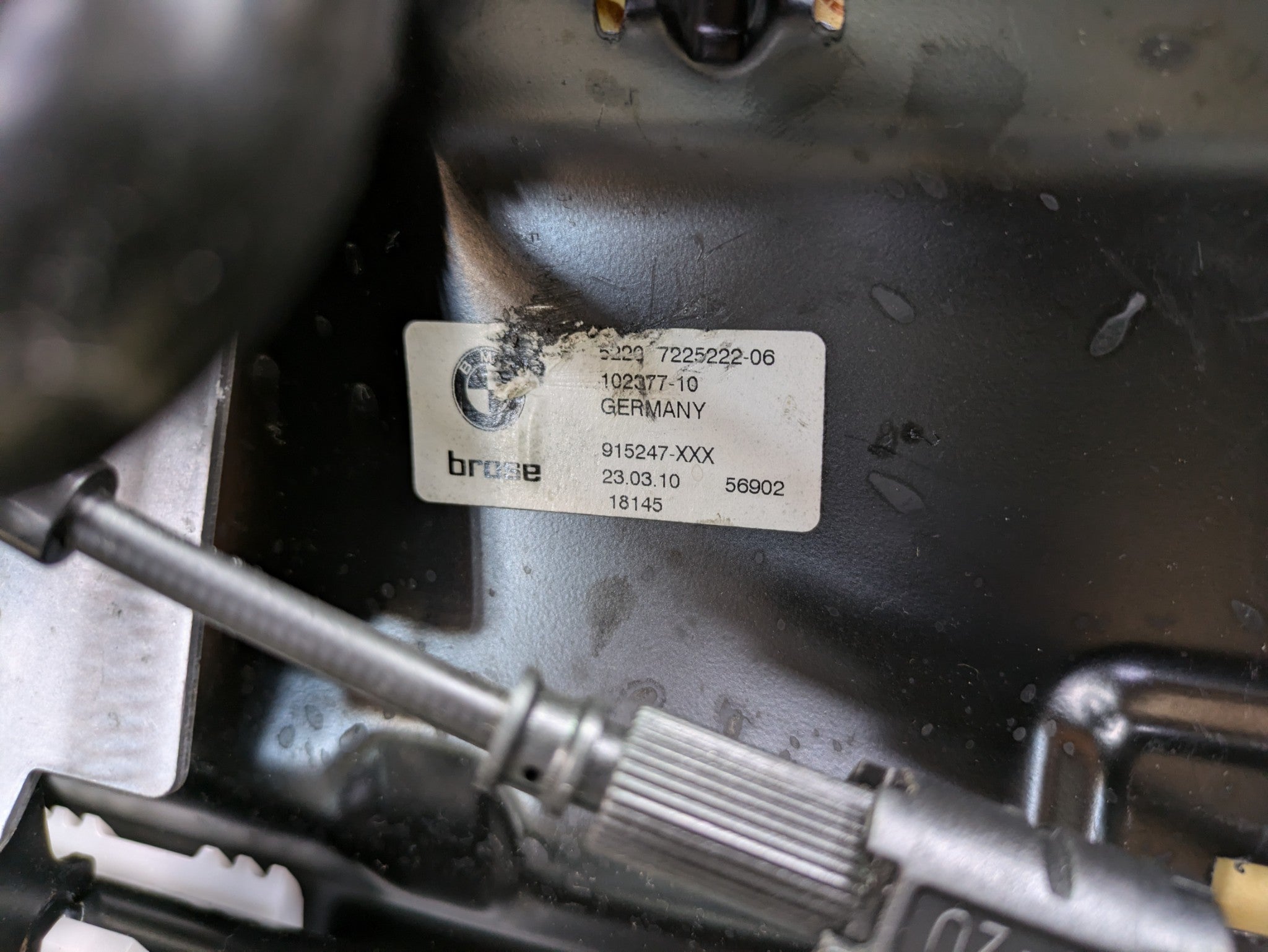 10 - 11 OEM BMW 535I GT REAR LEFT RIGHT AND CENTER SEAT WITH HEADREST ASSEMBLY