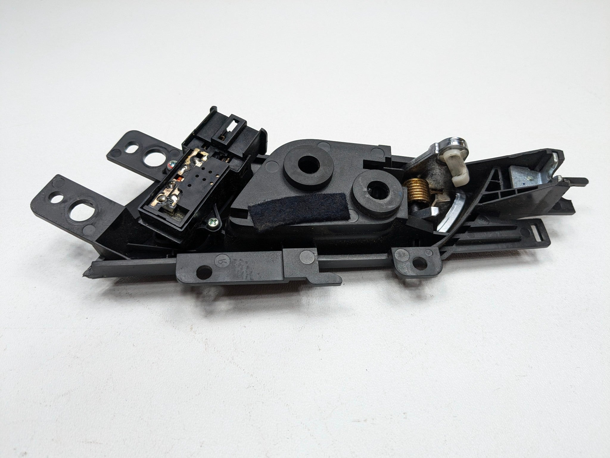 2004 - 2008 OEM ACURA TL FRONT RIGHT PASSENGER SIDE INTERIOR DOOR HANDLE