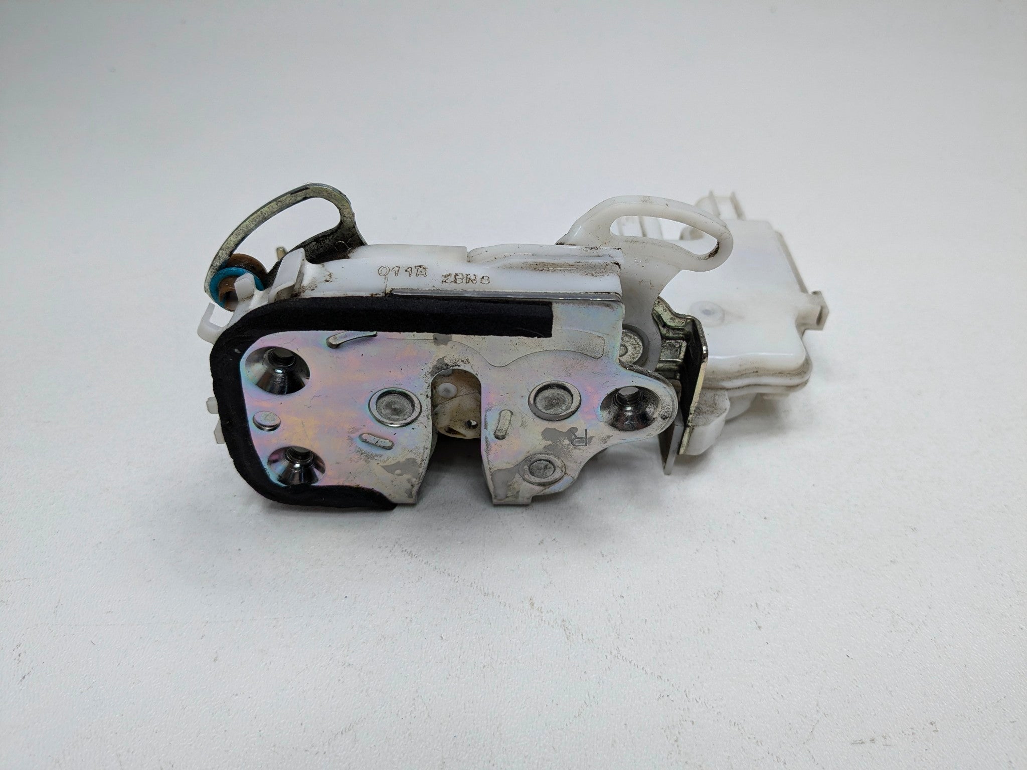 2004 - 2008 OEM ACURA TL FRONT RIGHT PASSENGER SIDE DOOR LOCK ACTUATOR
