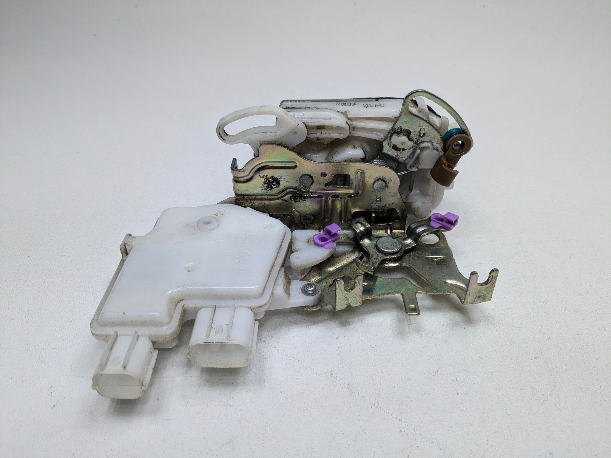2004 - 2008 OEM ACURA TL FRONT RIGHT PASSENGER SIDE DOOR LOCK ACTUATOR