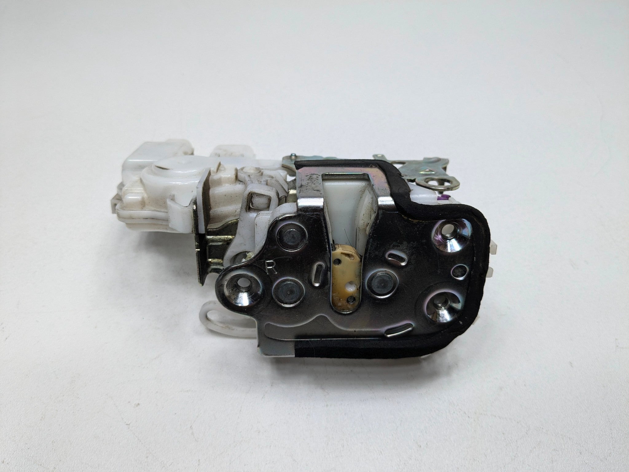 2004 - 2008 OEM ACURA TL FRONT RIGHT PASSENGER SIDE DOOR LOCK ACTUATOR