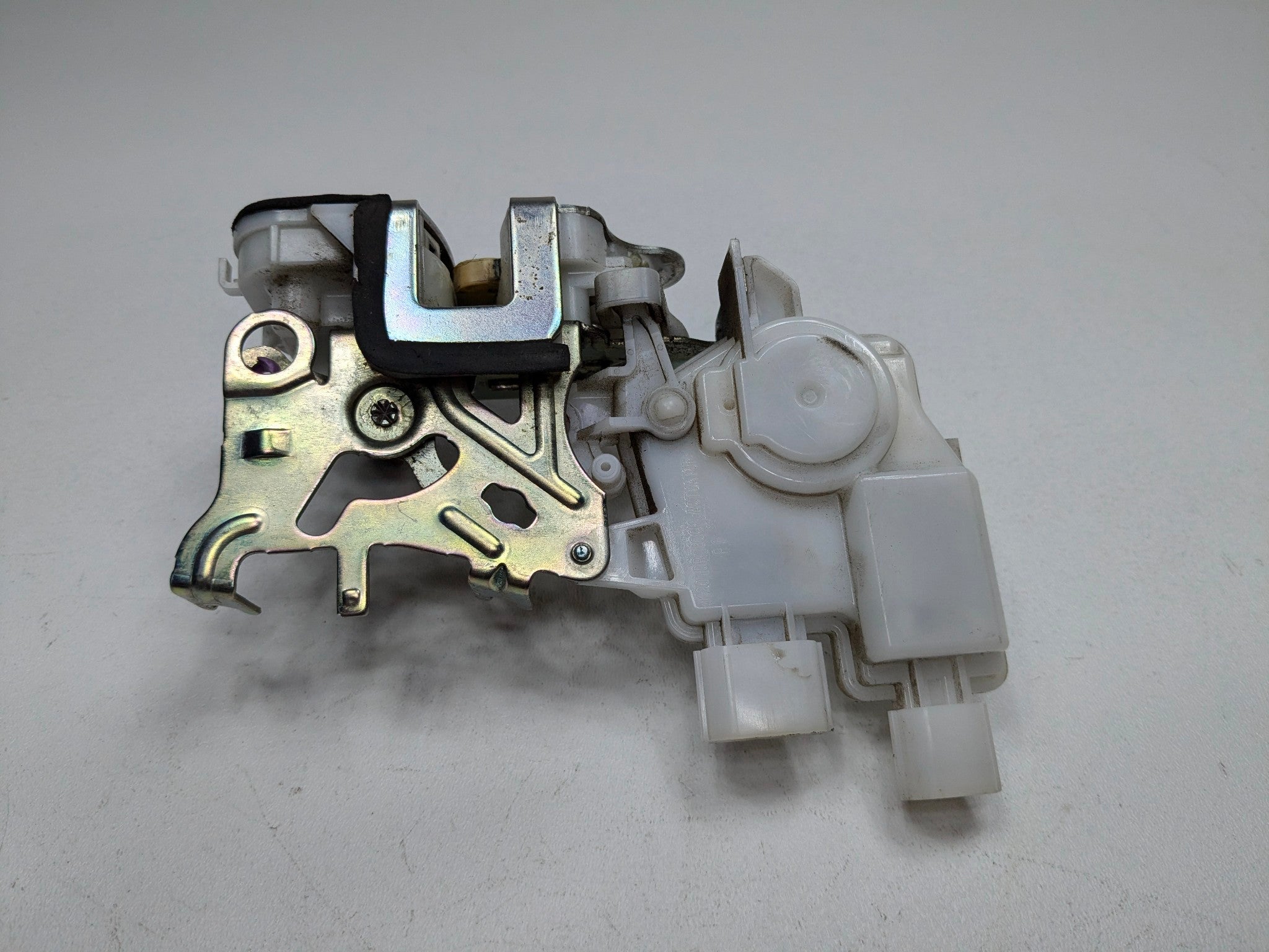 2004 - 2008 OEM ACURA TL FRONT RIGHT PASSENGER SIDE DOOR LOCK ACTUATOR