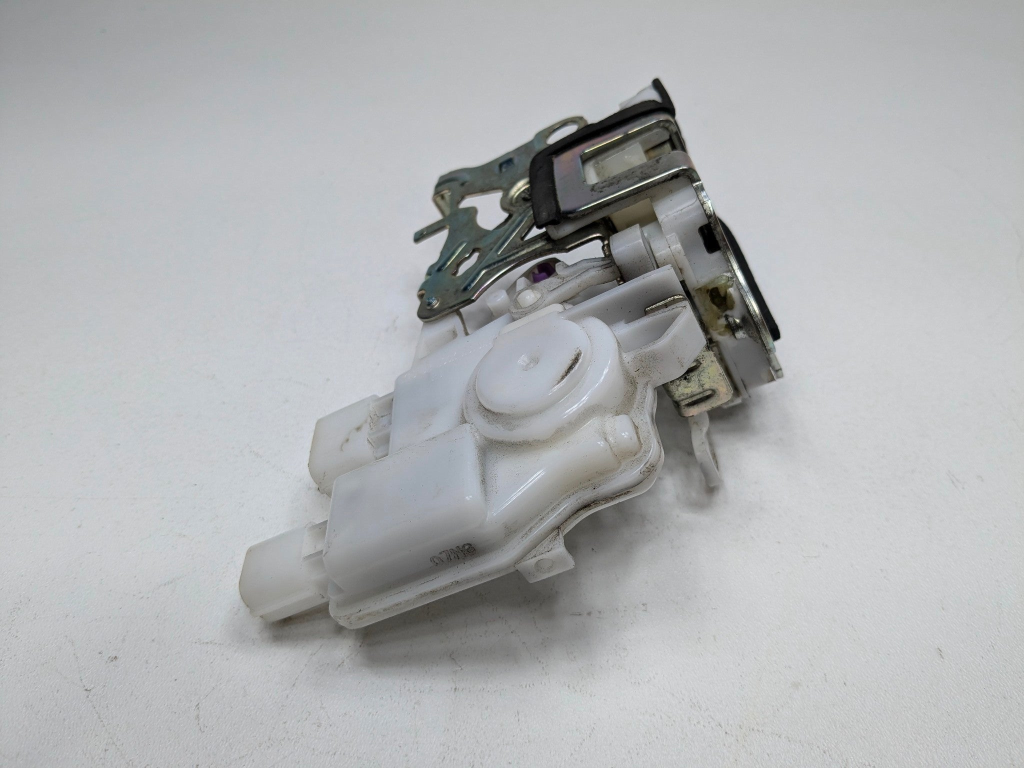 2004 - 2008 OEM ACURA TL FRONT RIGHT PASSENGER SIDE DOOR LOCK ACTUATOR