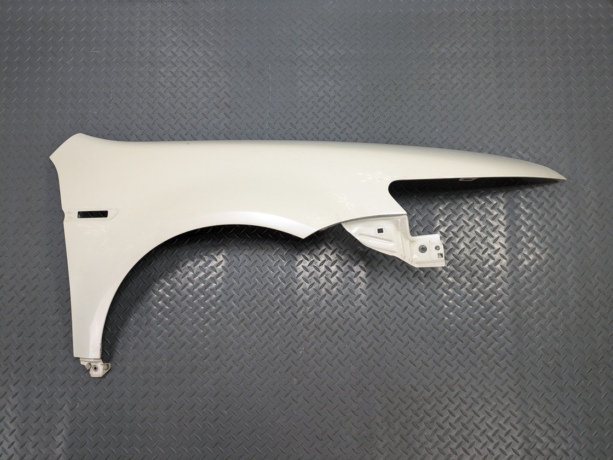 2004 - 2008 OEM ACURA TL FRONT RIGHT PASSENGER SIDE FENDER COVER PANEL