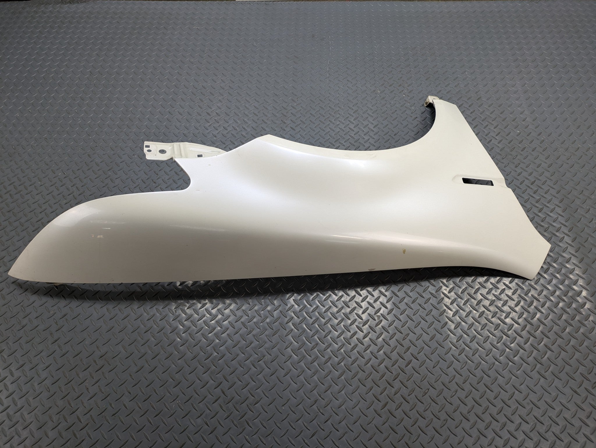 2004 - 2008 OEM ACURA TL FRONT RIGHT PASSENGER SIDE FENDER COVER PANEL