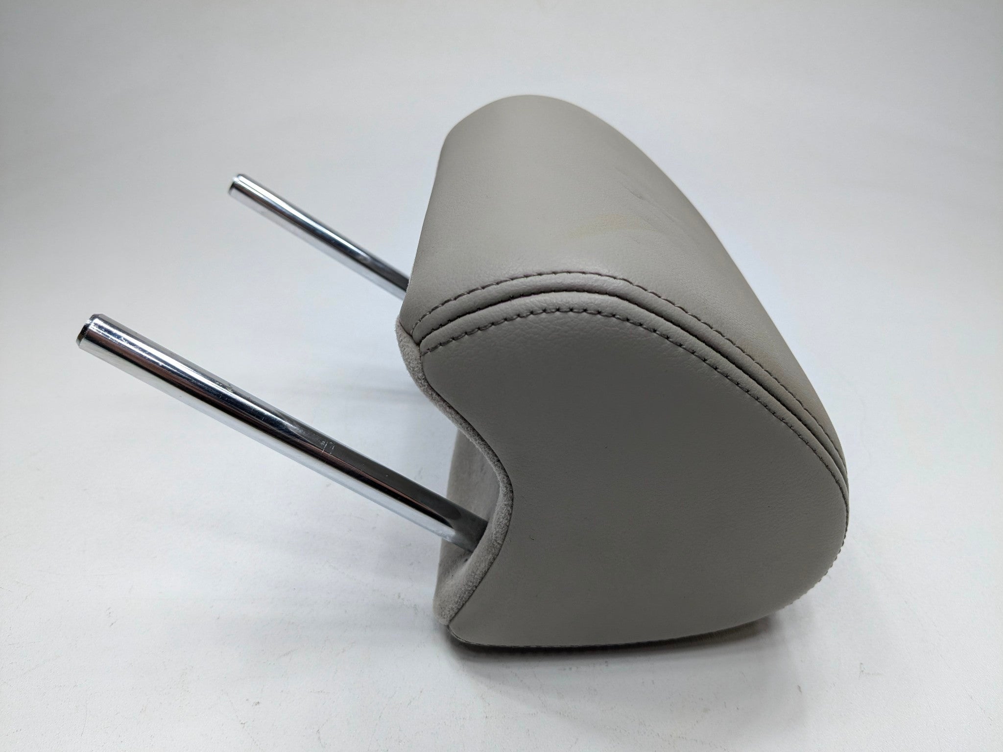 2004 - 2008 OEM ACURA TL REAR RIGHT SIDE SEAT HEADREST ASSEMBLY GRAY LEATHER