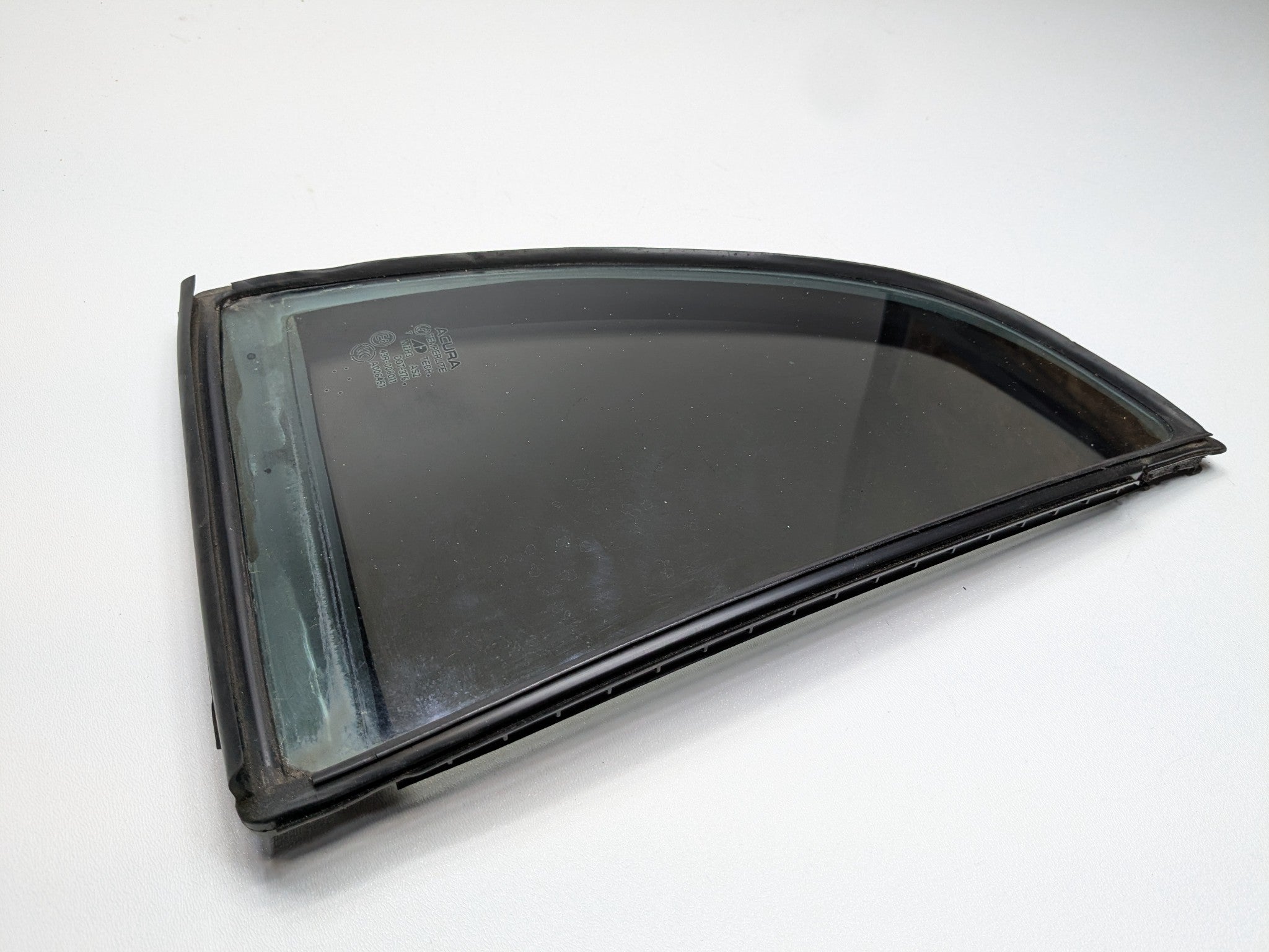 2004 - 2008 OEM ACURA TL REAR RIGHT SIDE DOOR WINDOW QUARTER GLASS