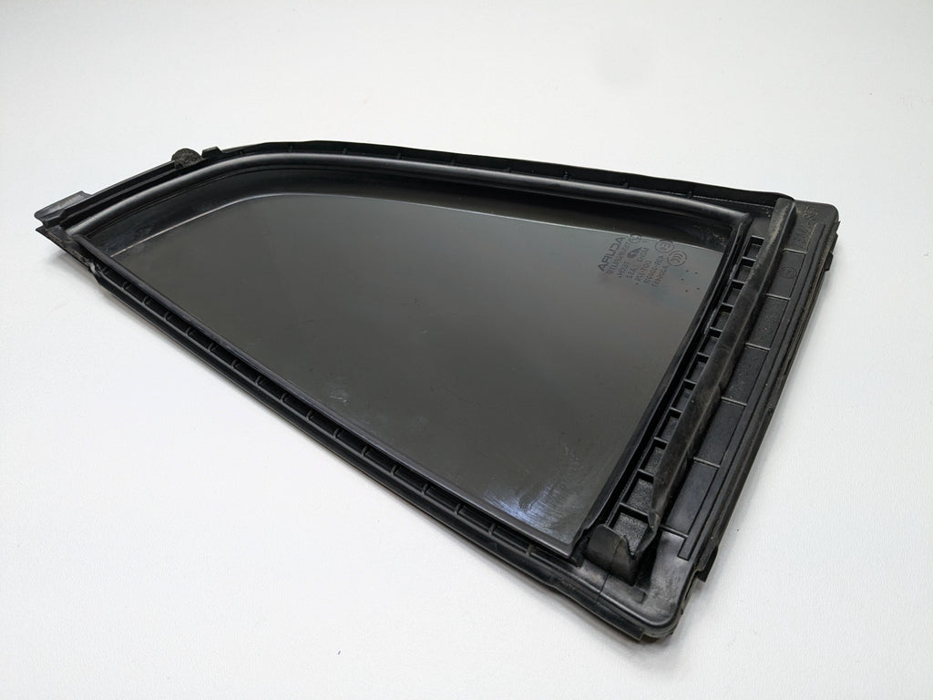 2004 - 2008 OEM ACURA TL REAR RIGHT SIDE DOOR WINDOW QUARTER GLASS
