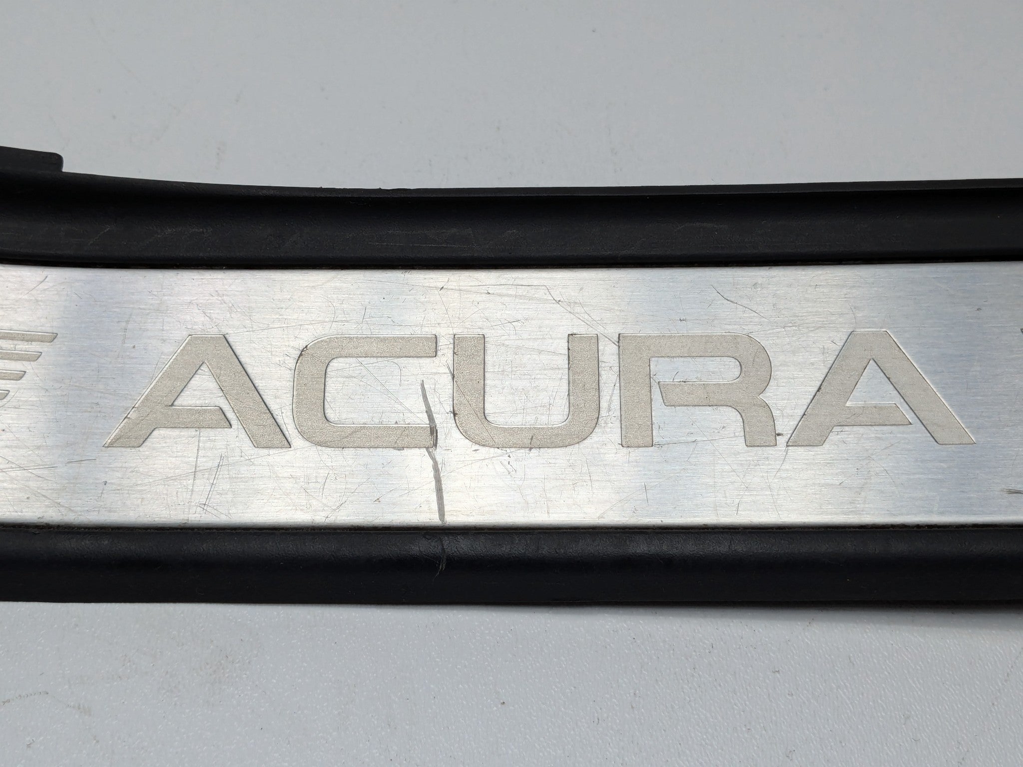 2004 - 2008 OEM ACURA TL REAR RIGHT PASSENGER SIDE DOOR SCUFF SILL PLATE TRIM