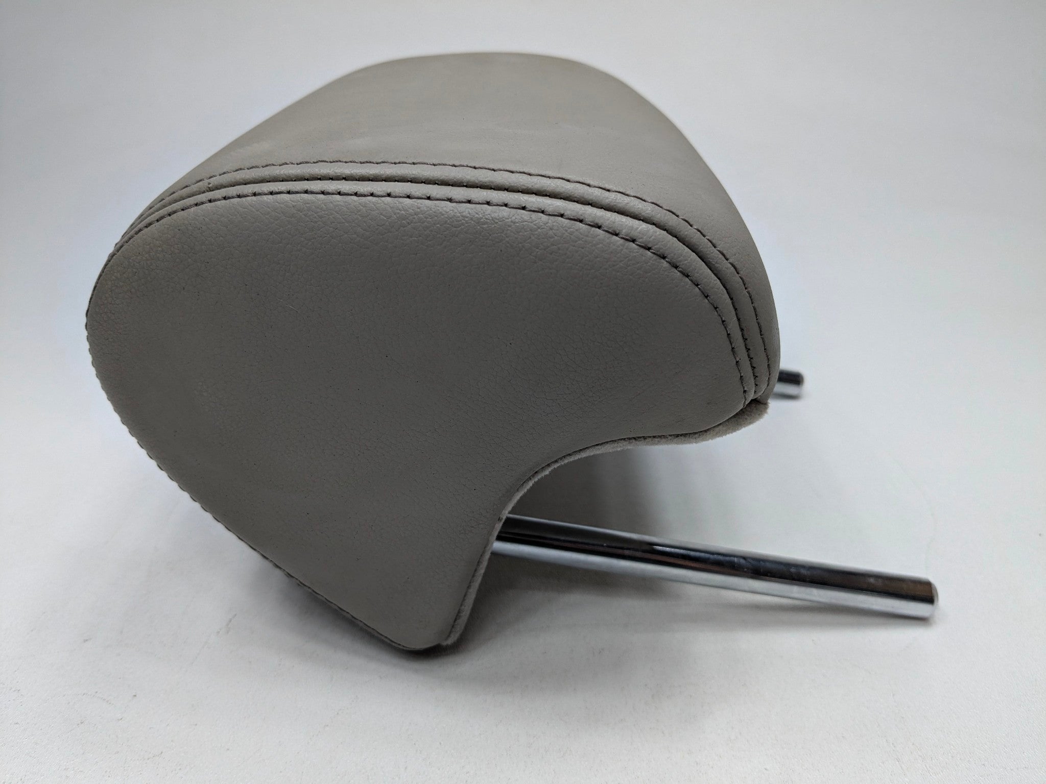 04 - 08 OEM ACURA TL REAR LEFT DRIVER SIDE SEAT HEADREST ASSEMBLY GRAY LEATHER