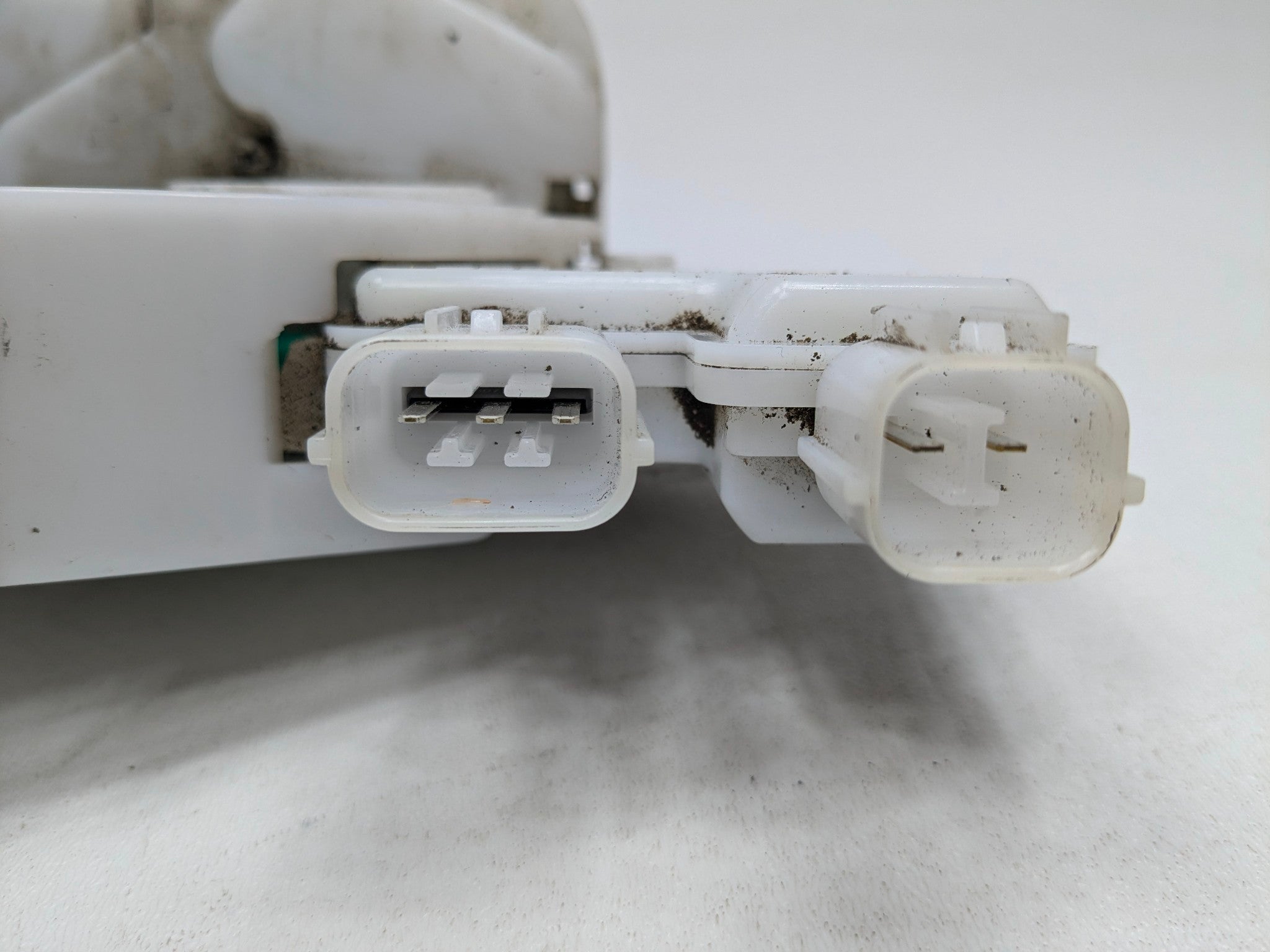 2004 - 2008 OEM ACURA TL REAR RIGHT PASSENGER SIDE DOOR LOCK LATCH ACTUATOR