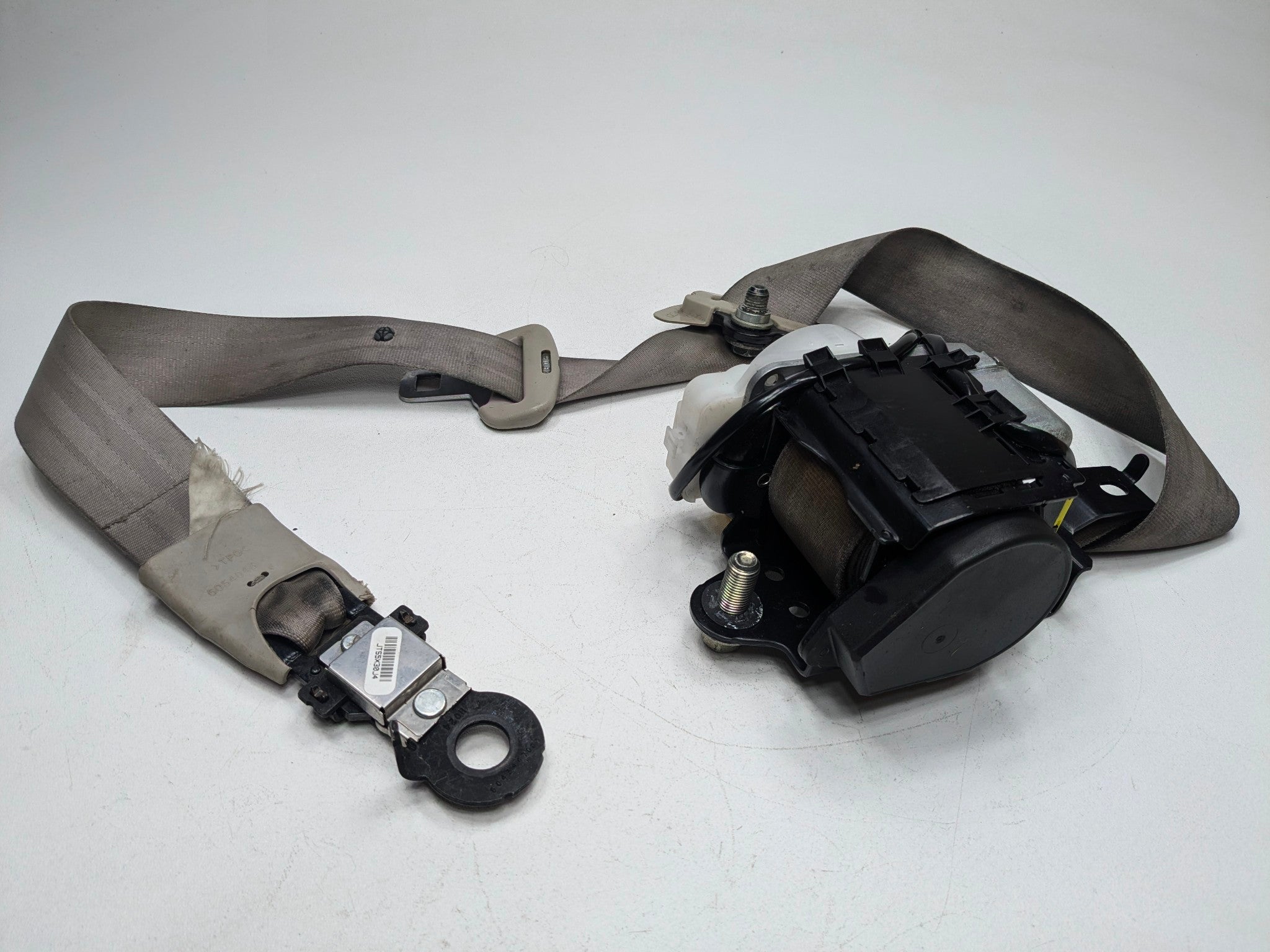 2004 - 2008 OEM ACURA TL FRONT RIGHT PASSENGER SIDE SEAT BELT RETRACTOR