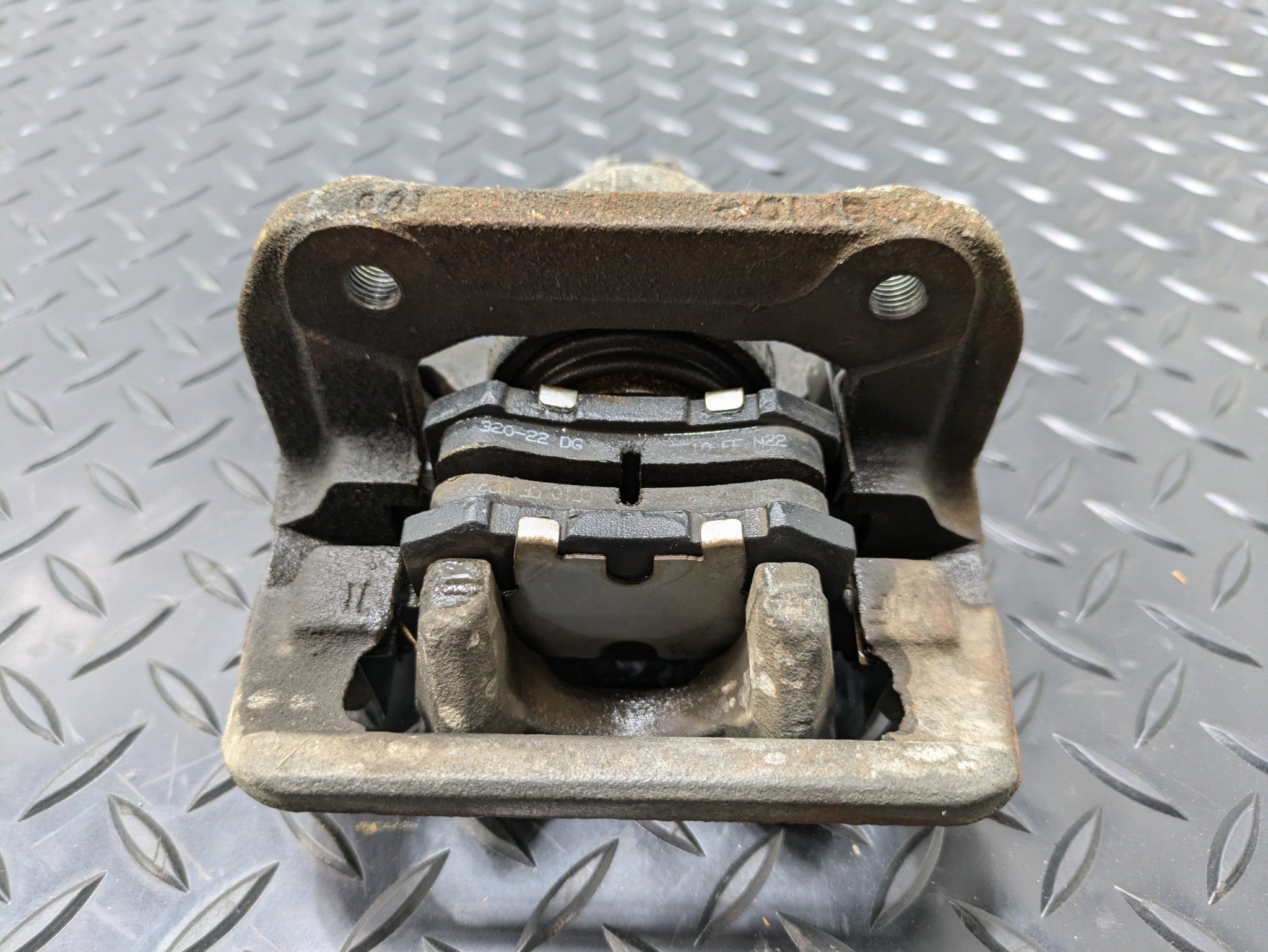 2004 - 2008 OEM ACURA TL REAR LEFT DRIVER SIDE BRAKE CALIPER