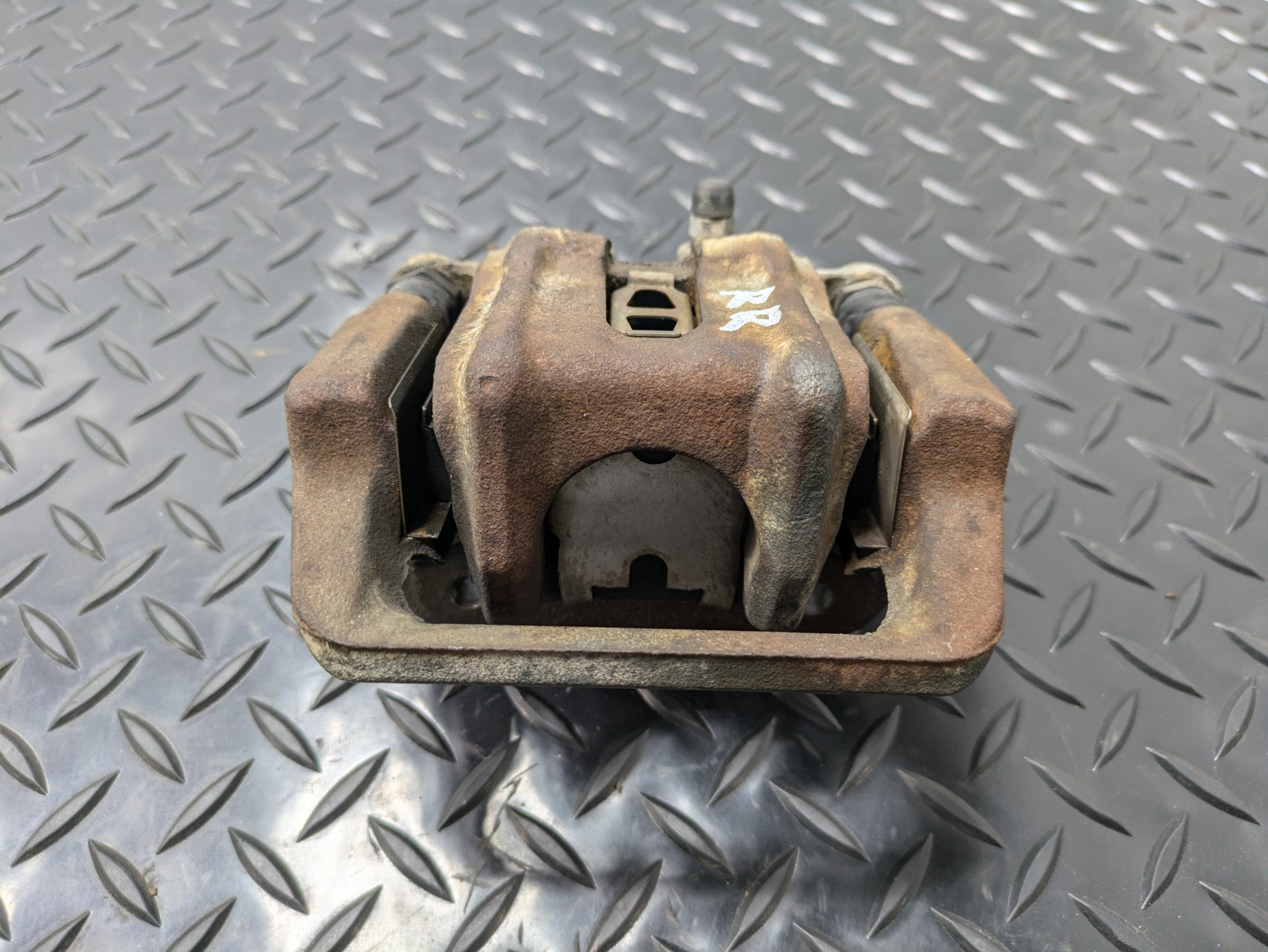 2004 - 2008 OEM ACURA TL REAR RIGHT PASASENGER SIDE BRAKE CALIPER