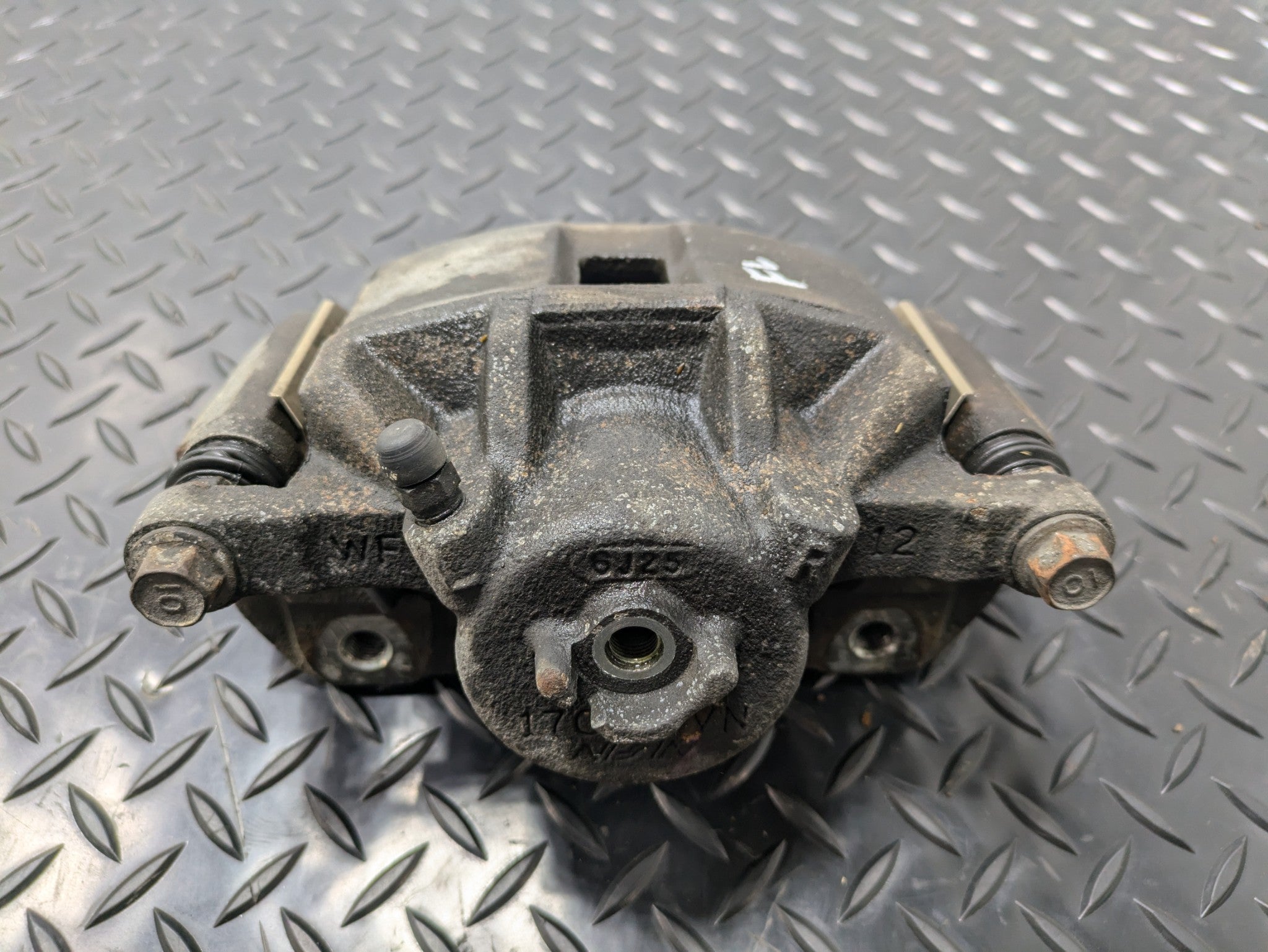 2004 - 2008 OEM ACURA TL FRONT LEFT DRIVER SIDE BRAKE CALIPER