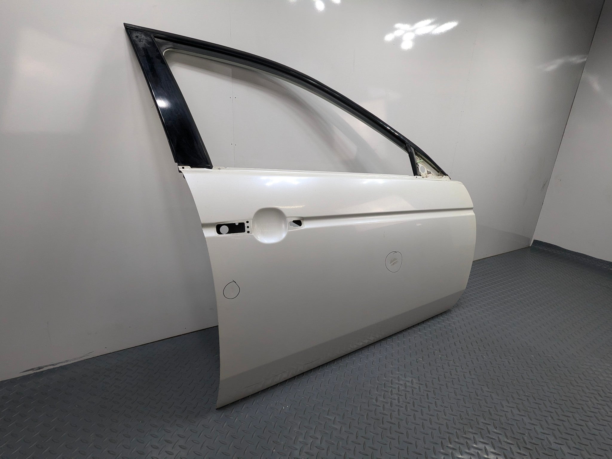 2004 - 2008 OEM ACURA TL FRONT RIGHT PASSENGER SIDE DOOR SHELL PANEL ASSEMBLY