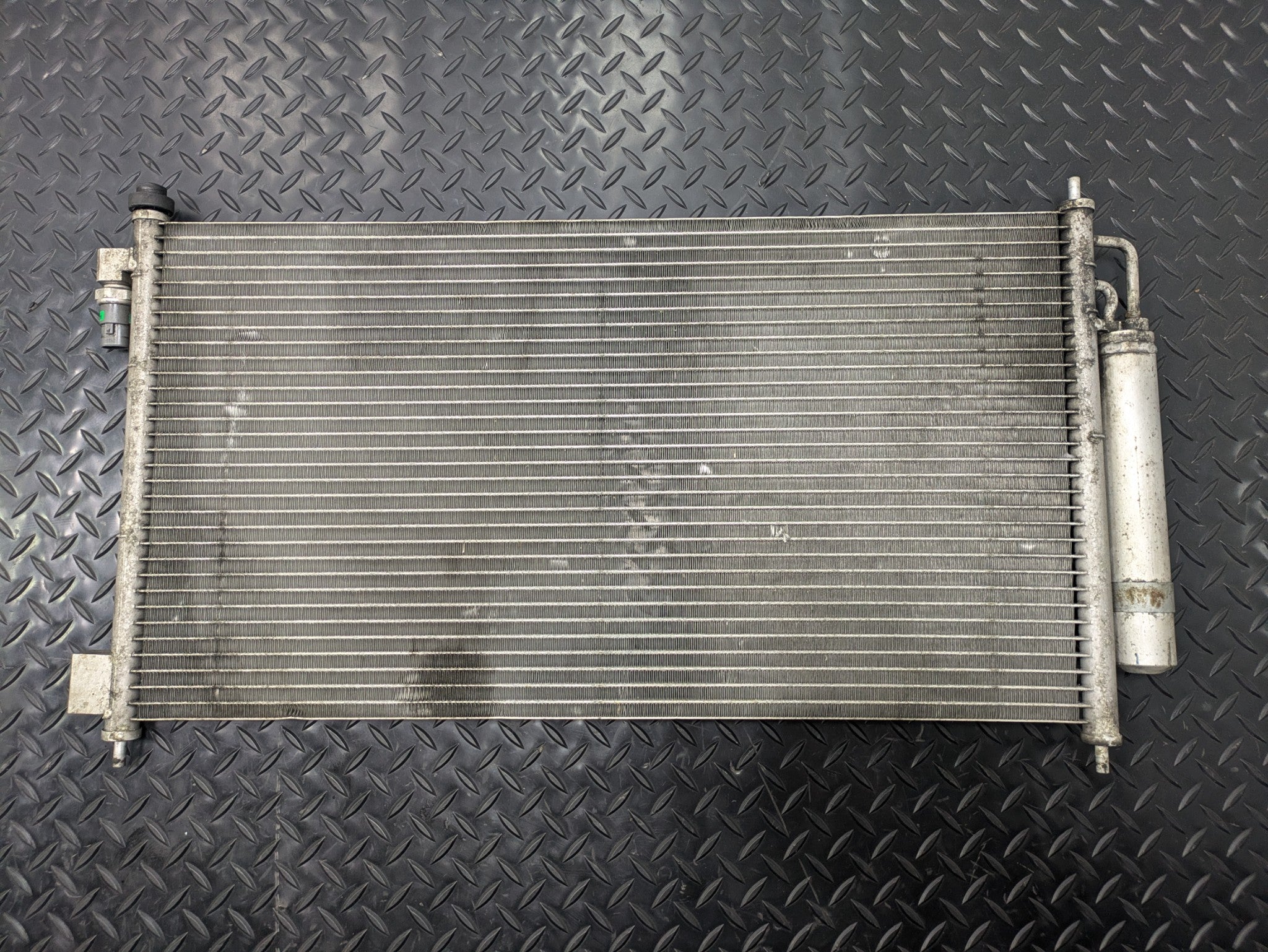 2004 - 2008 OEM ACURA TL AC AIR CONDITIONING CONDENSER RADIATOR ASSEMBLY