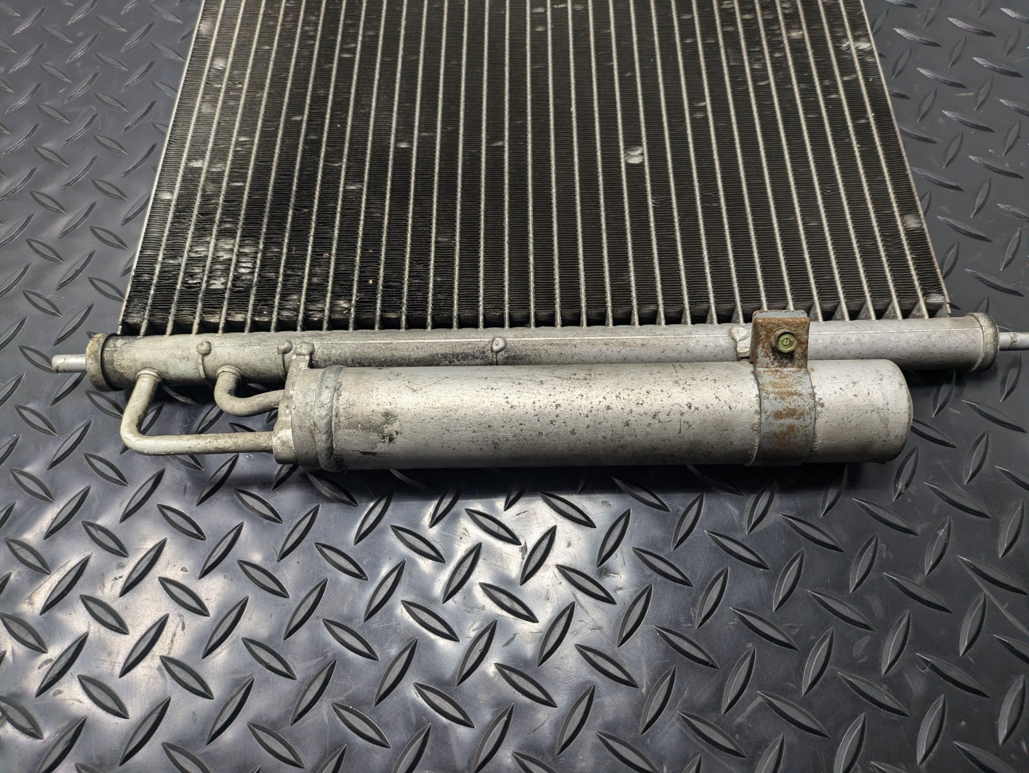 2004 - 2008 OEM ACURA TL AC AIR CONDITIONING CONDENSER RADIATOR ASSEMBLY