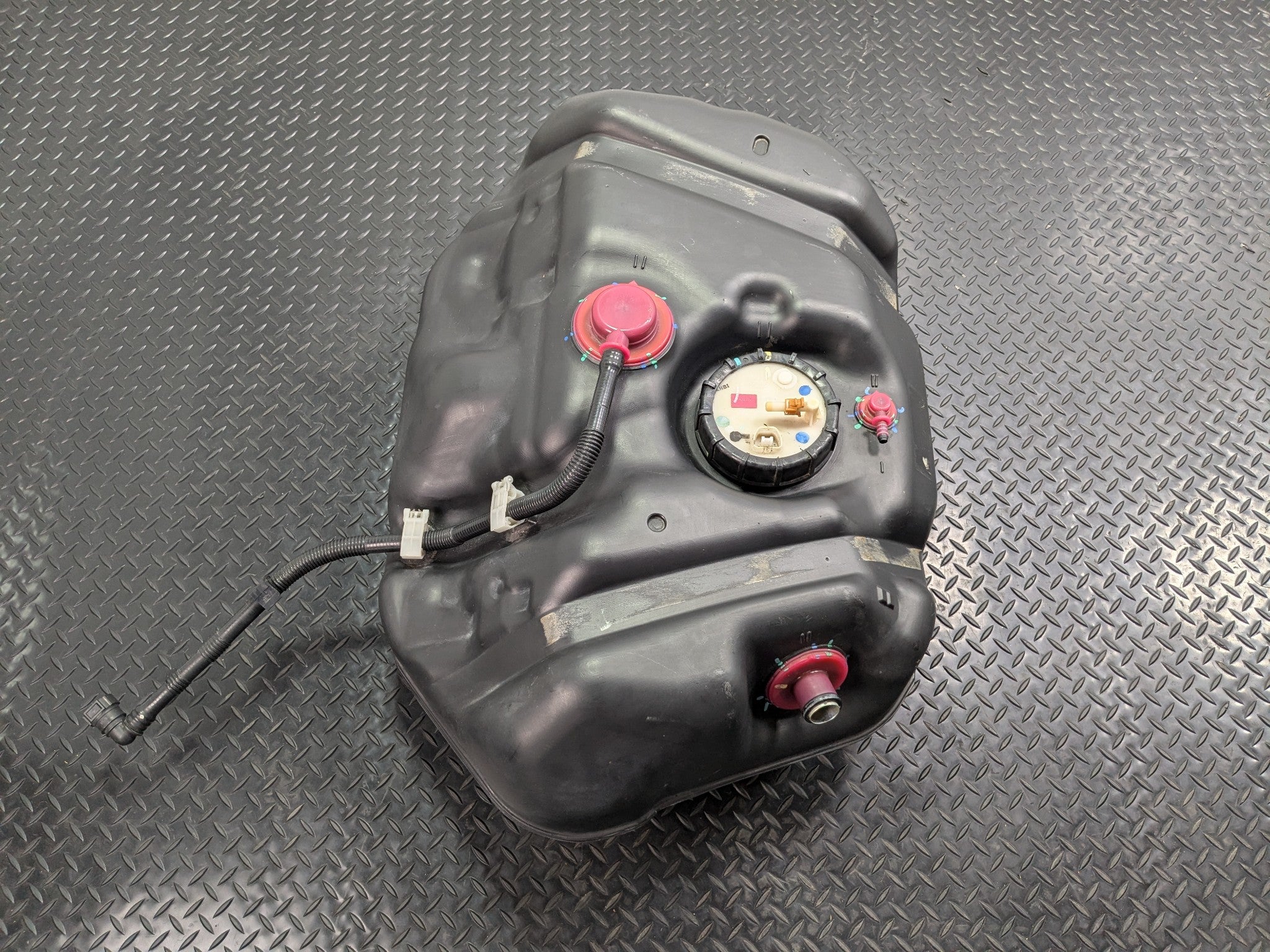 2004 - 2008 OEM ACURA TL GASOLINE GAS FUEL TANK ASSEMBLY