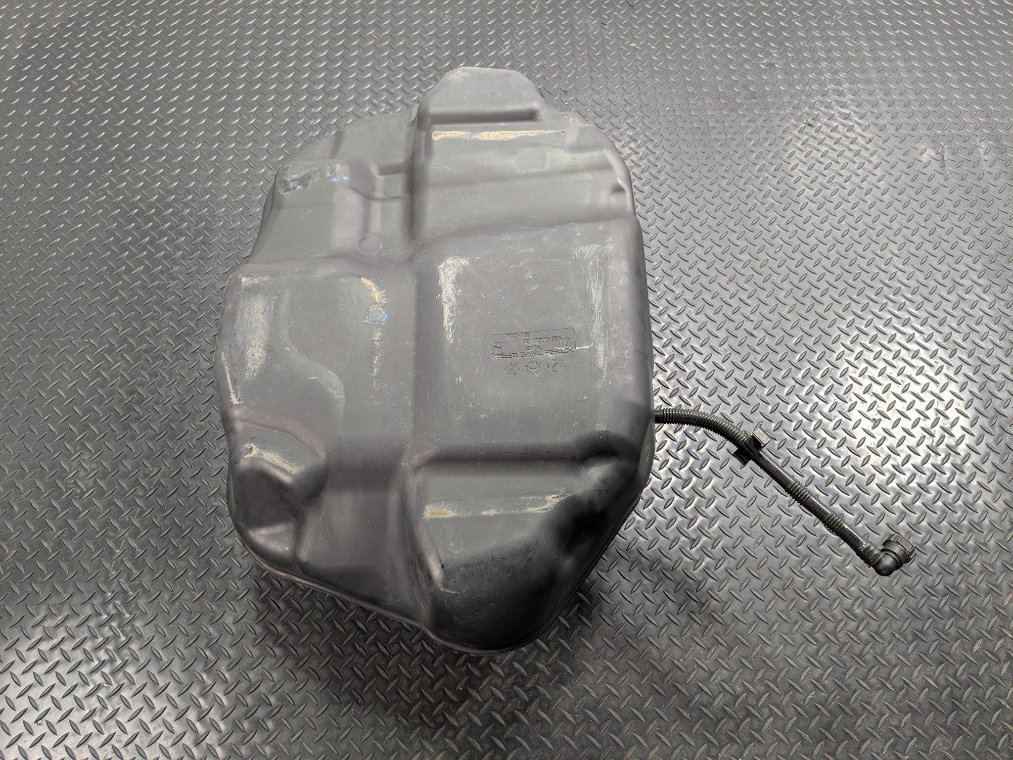 2004 - 2008 OEM ACURA TL GASOLINE GAS FUEL TANK ASSEMBLY