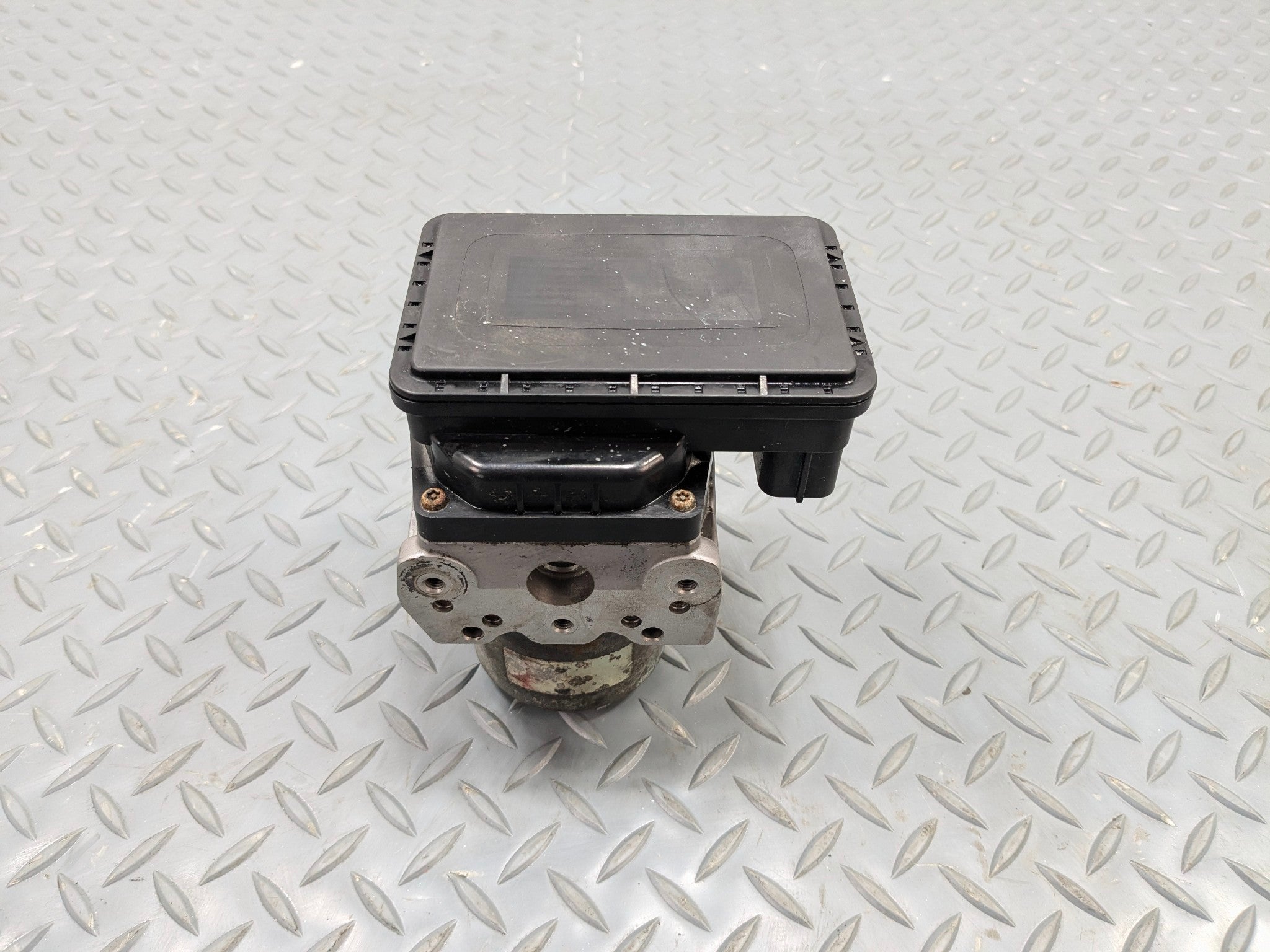 2004 - 2008 OEM ACURA TL ABS ANTI-LOCK BRAKE PUMP CONTROL MODULE