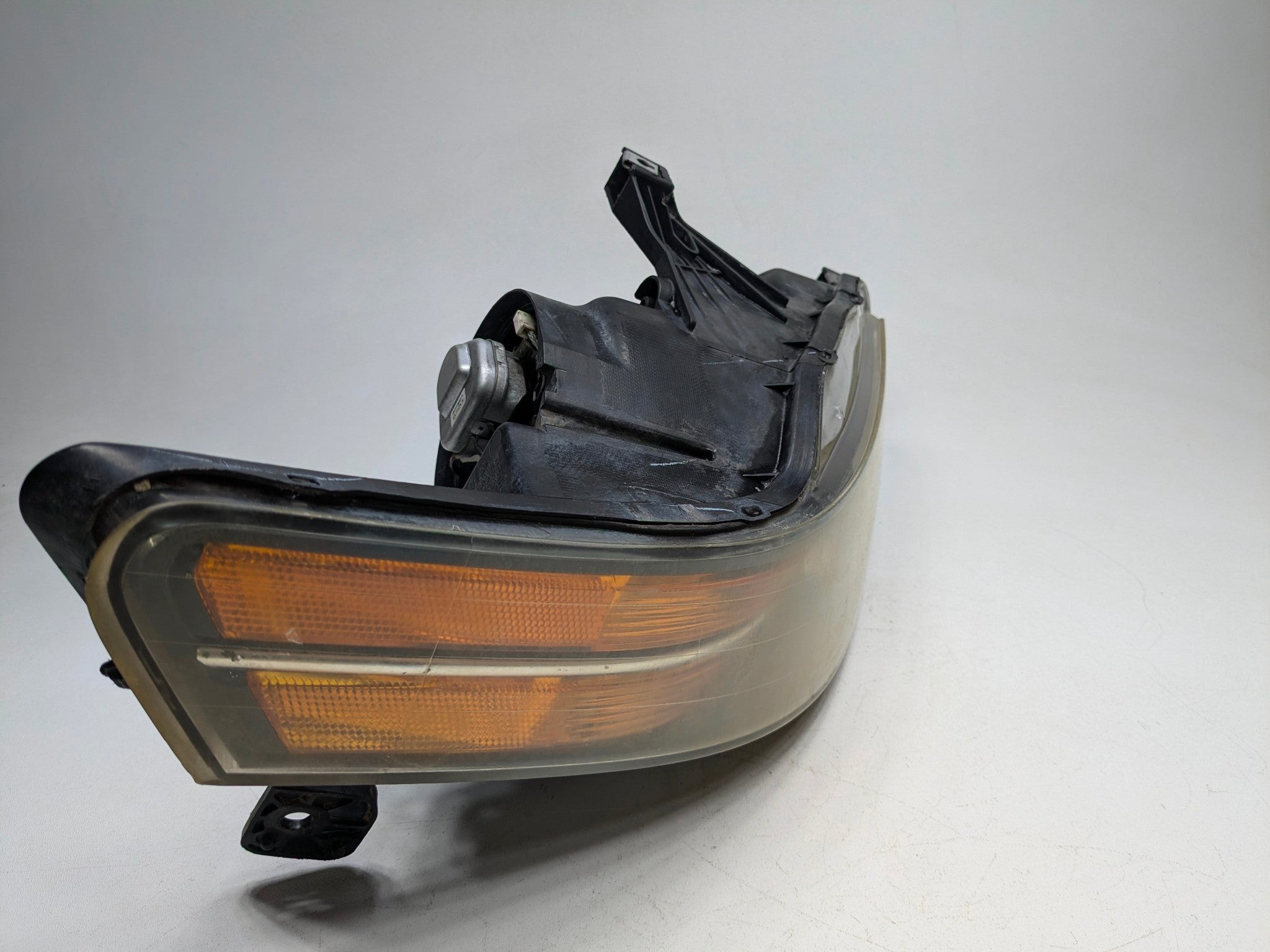 2004 - 2008 OEM ACURA TL FRONT RIGHT PASSENGER SIDE HEADLAMP ASSEMBLY