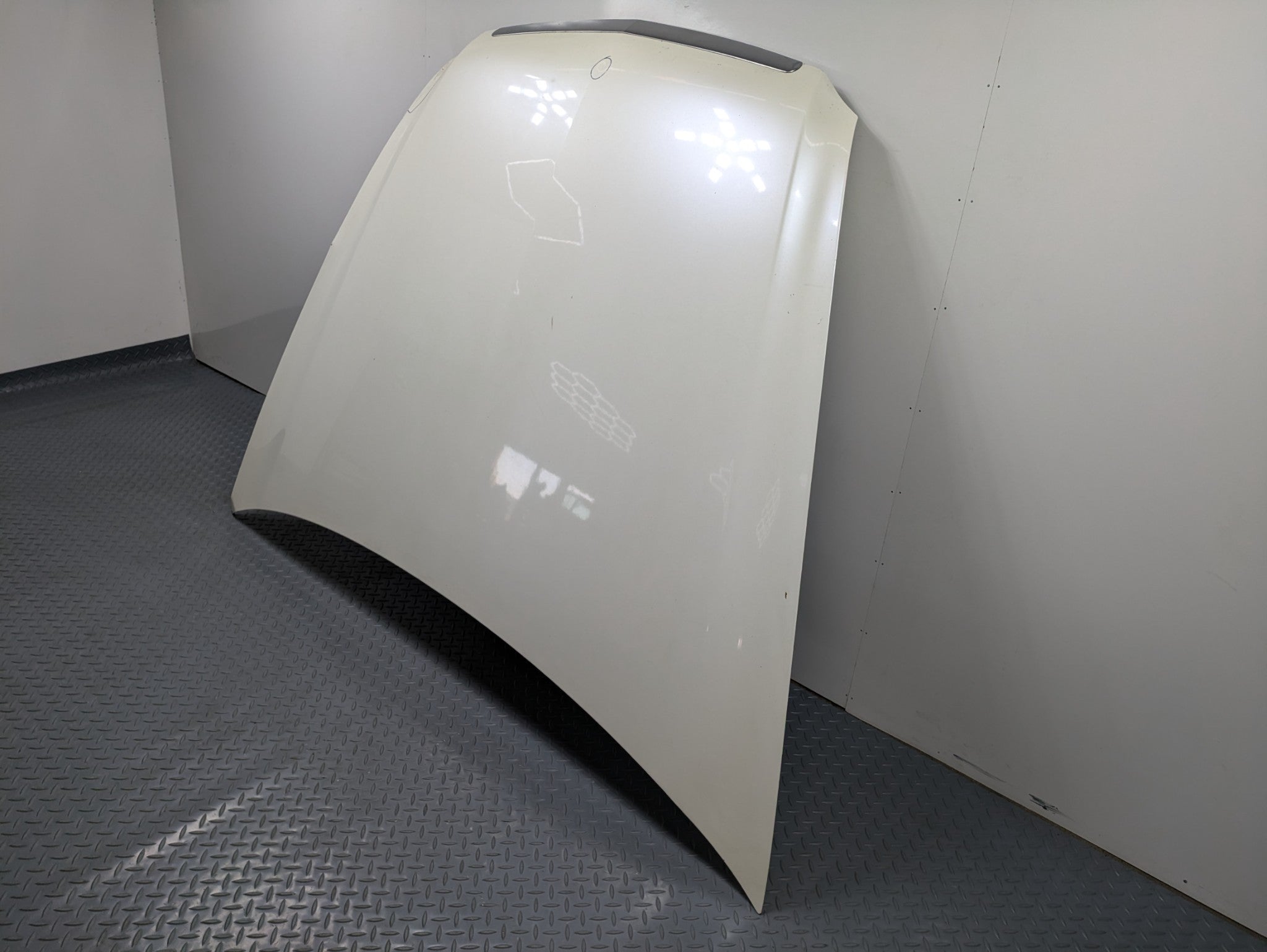 2004 - 2008 OEM ACURA TL FRONT HOOD SHELL PANEL WHITE