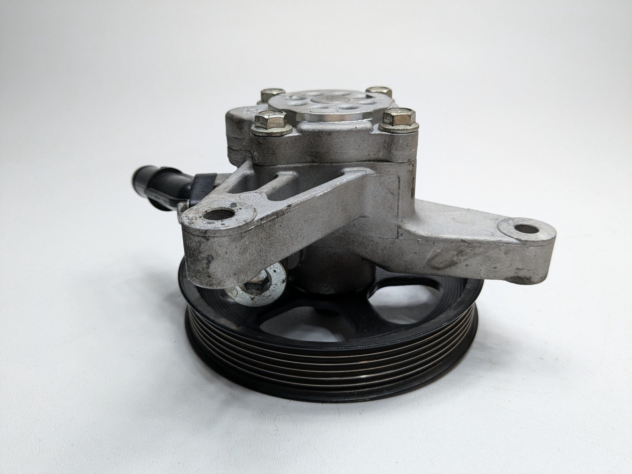 2004 - 2008 OEM ACURA TL POWER STEERING PUMP ASSEMBLY