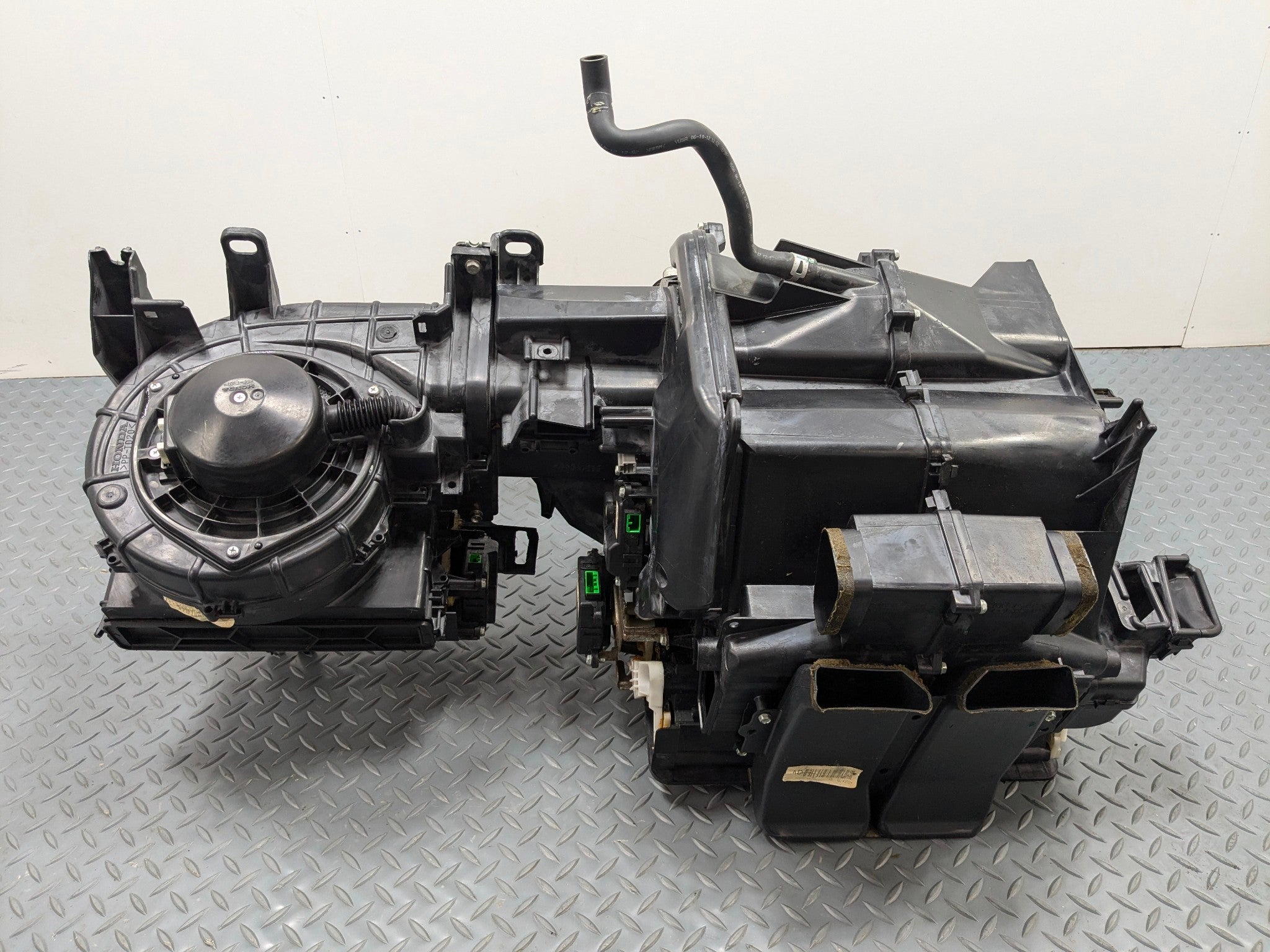 2004 - 2008 OEM ACURA TL AC CLIMATE HEATER BLOWER HOUSING BOX ASSEMBLY