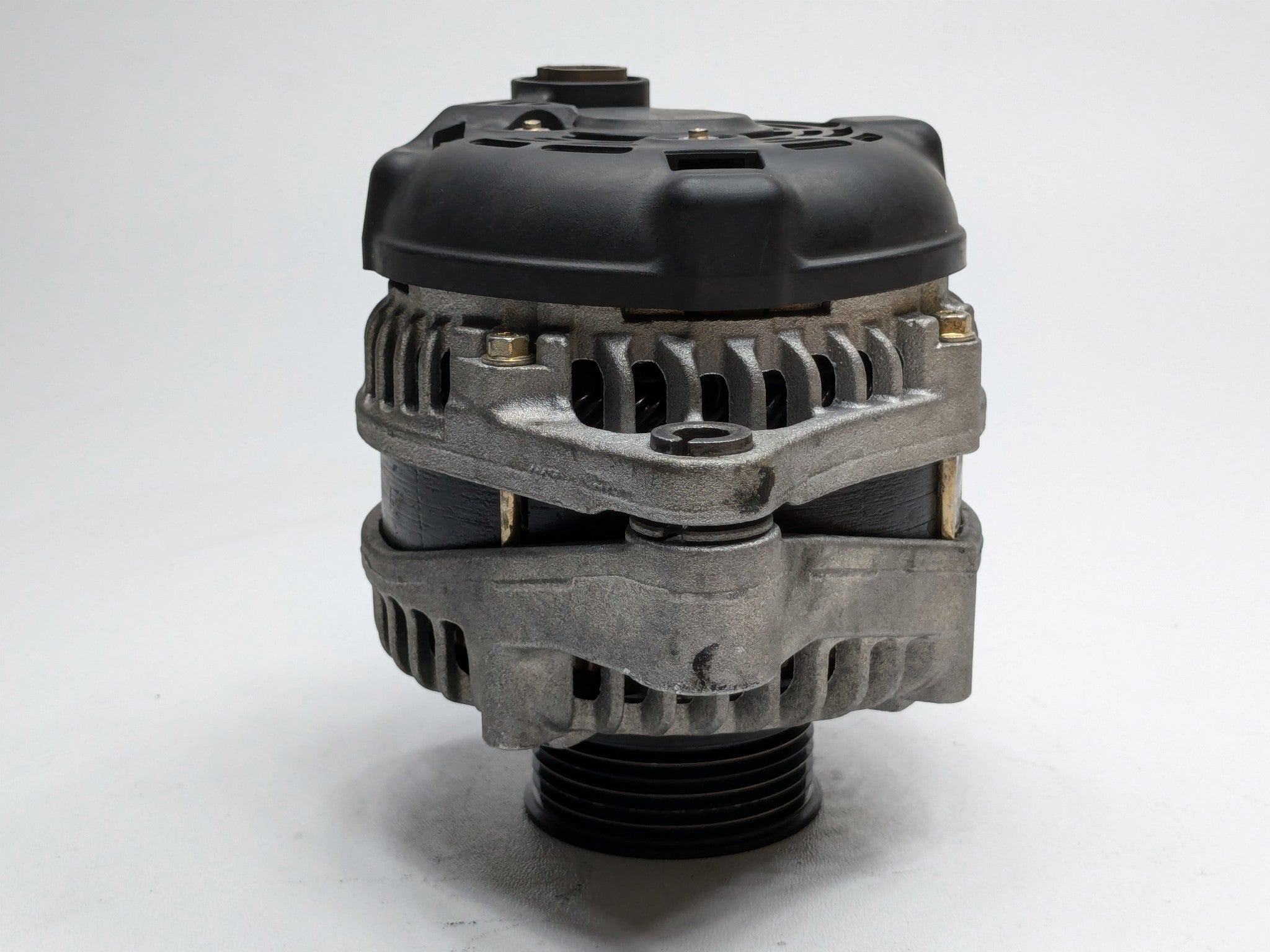 2004 - 2008 OEM ACURA TL POWER GENERATOR ENGINE MOTOR ALTERNATOR ASSEMBLY