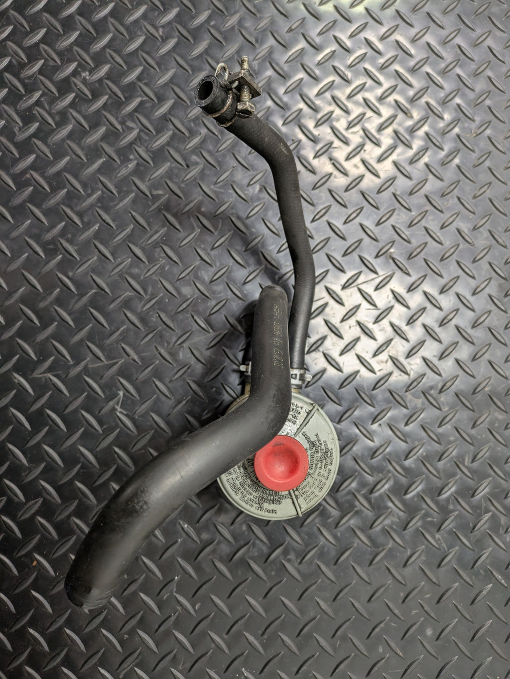 2004 - 2008 ACURA TL POWER STEERING FLUID PUMP RESERVOIR SUCTION HOSE